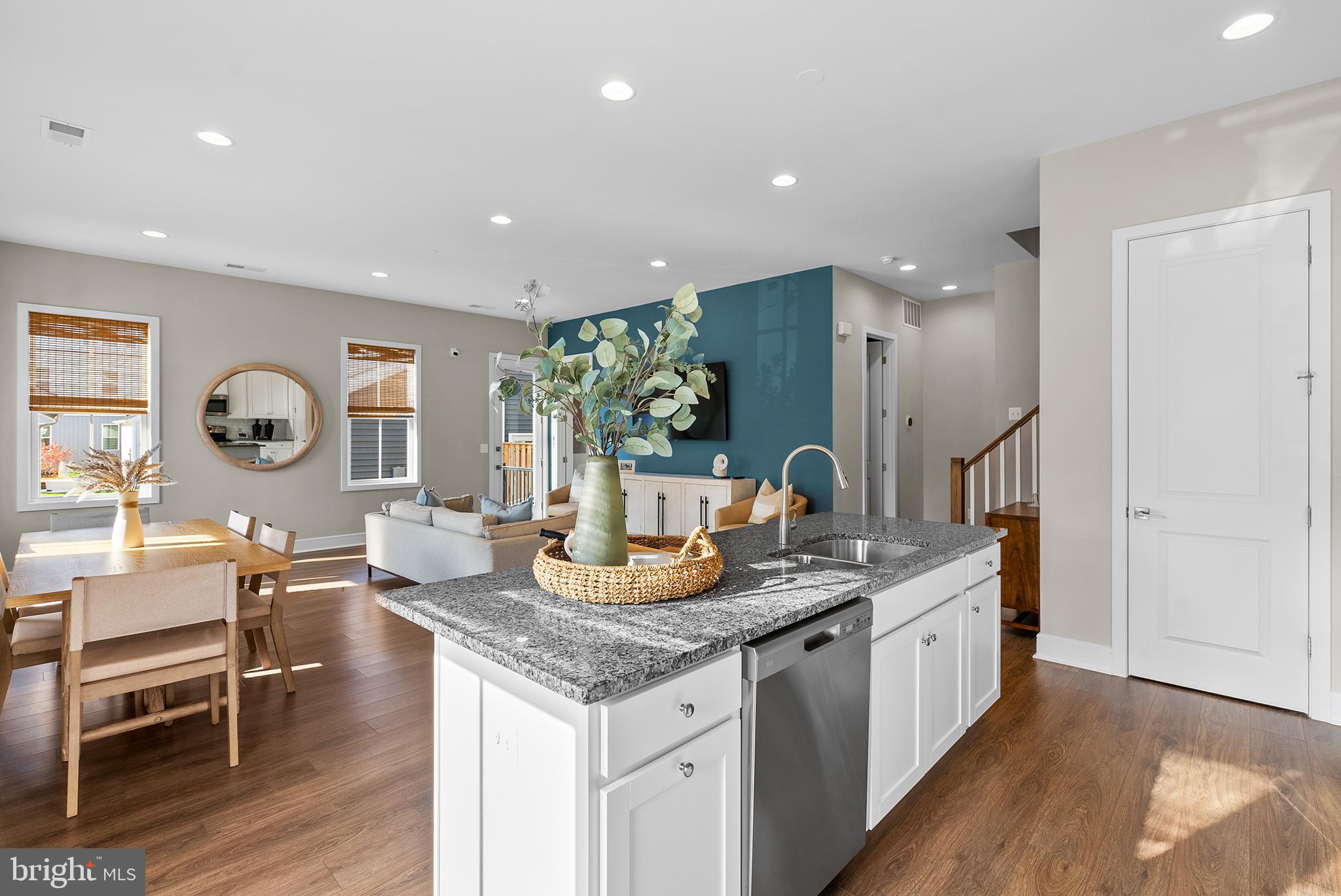 SOUTH 620 - Residential