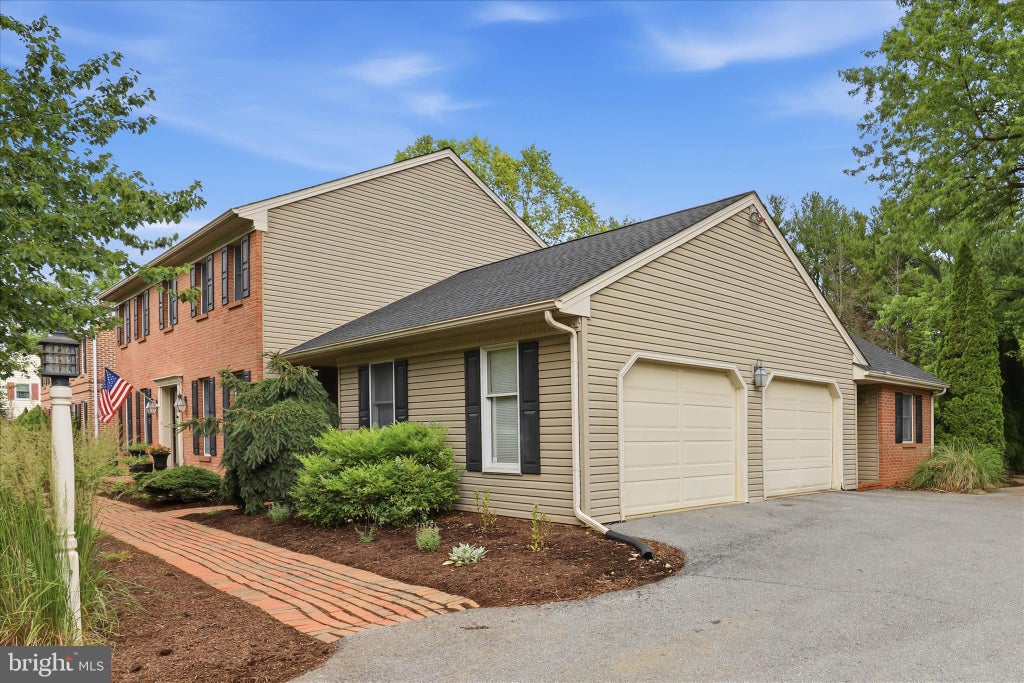 Photo of 2429 Fruitville Pike, LANCASTER, PA 17601 (MLS # PALA2090284)
