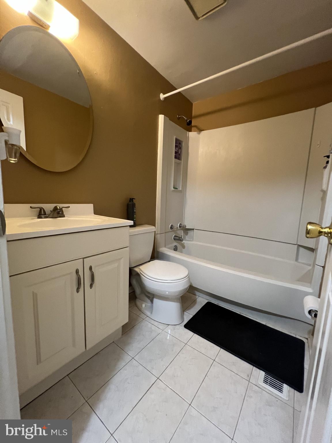 MCCONKEY - Residential Lease