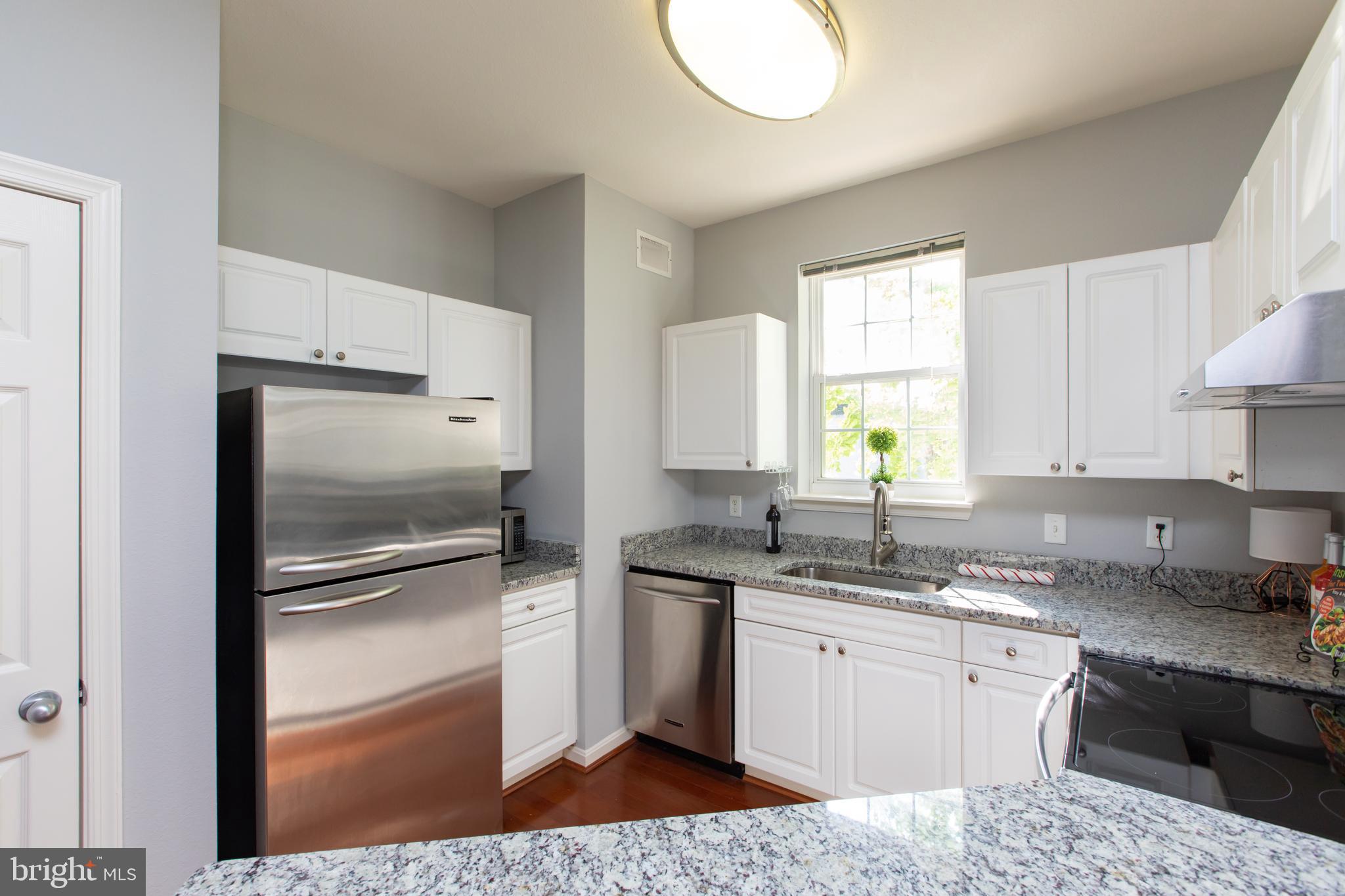 HIGH POINTE AT JEFFERSON PARK - Residential