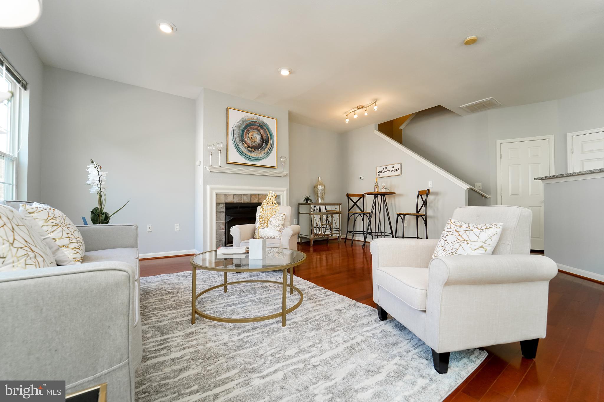 HIGH POINTE AT JEFFERSON PARK - Residential