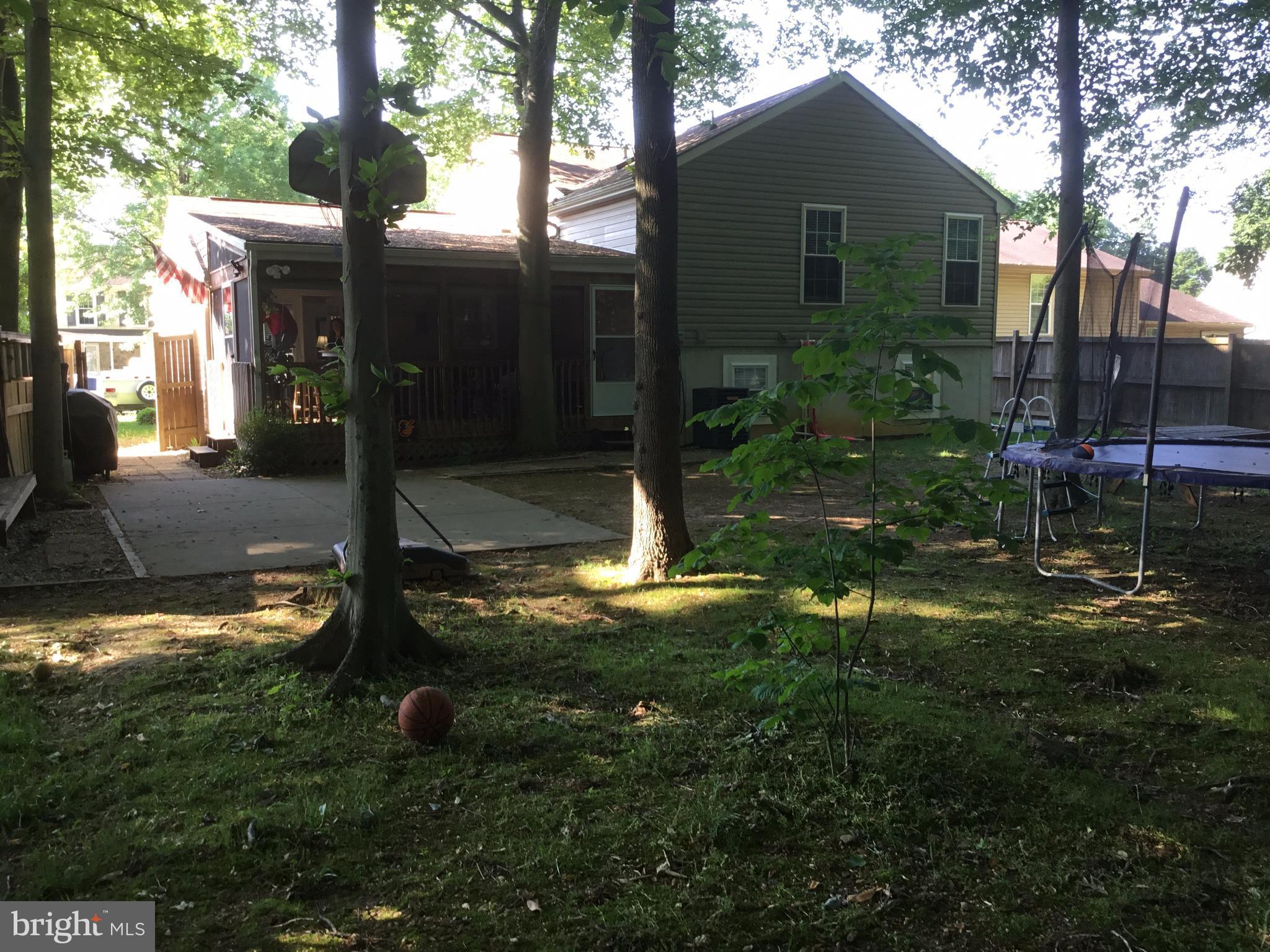 HERITAGE WOODS - Residential Lease