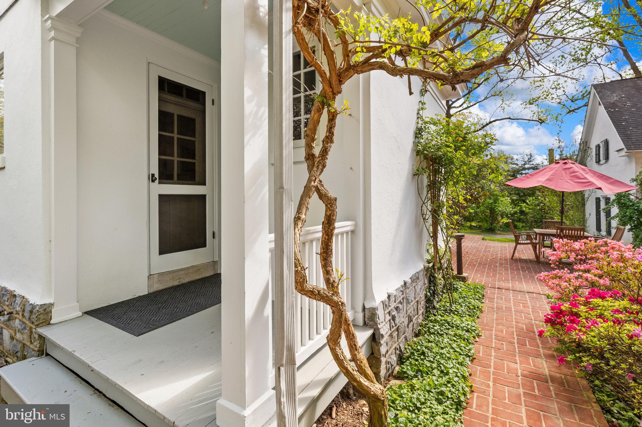 SCHOOL LANE HILLS - Residential