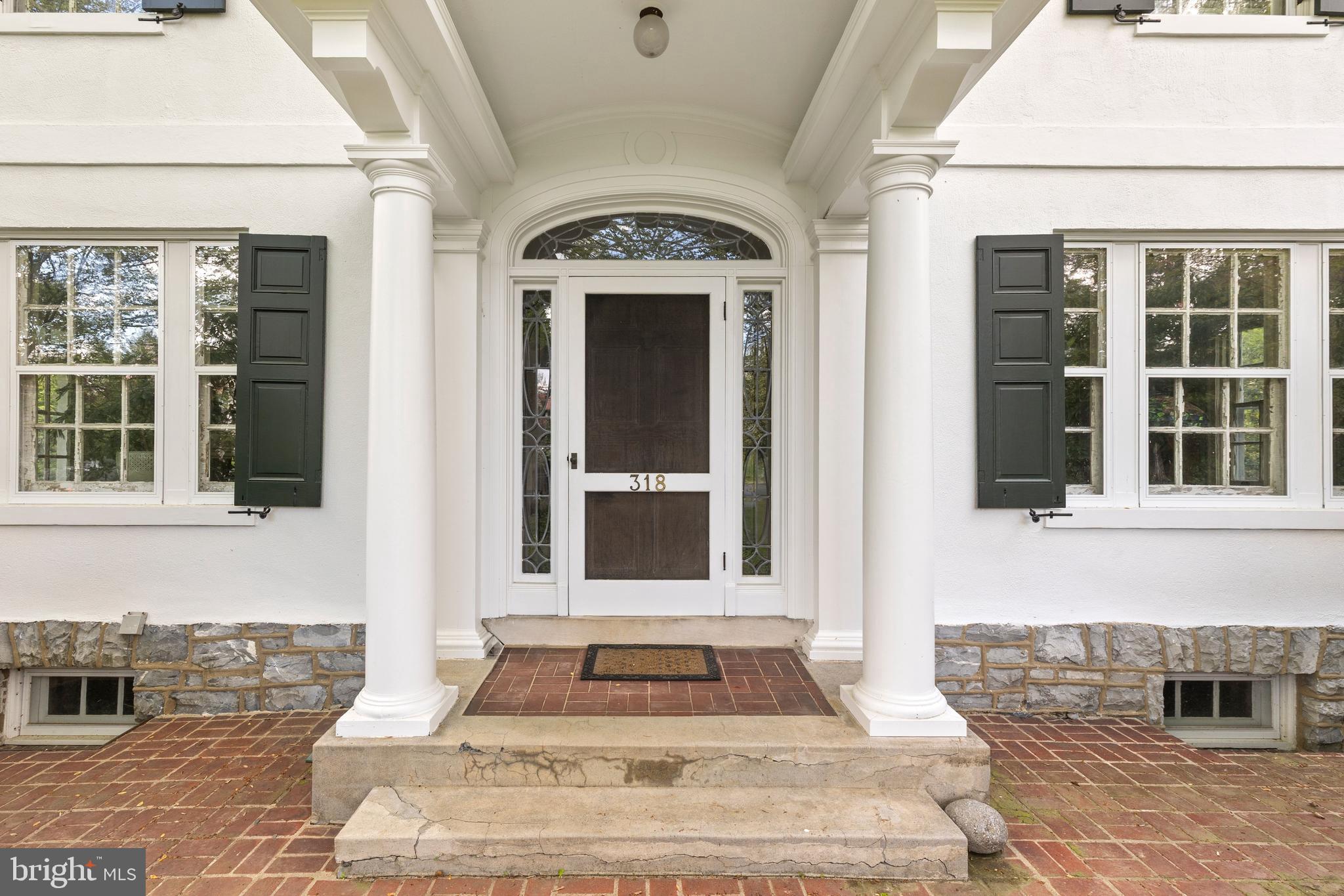 SCHOOL LANE HILLS - Residential