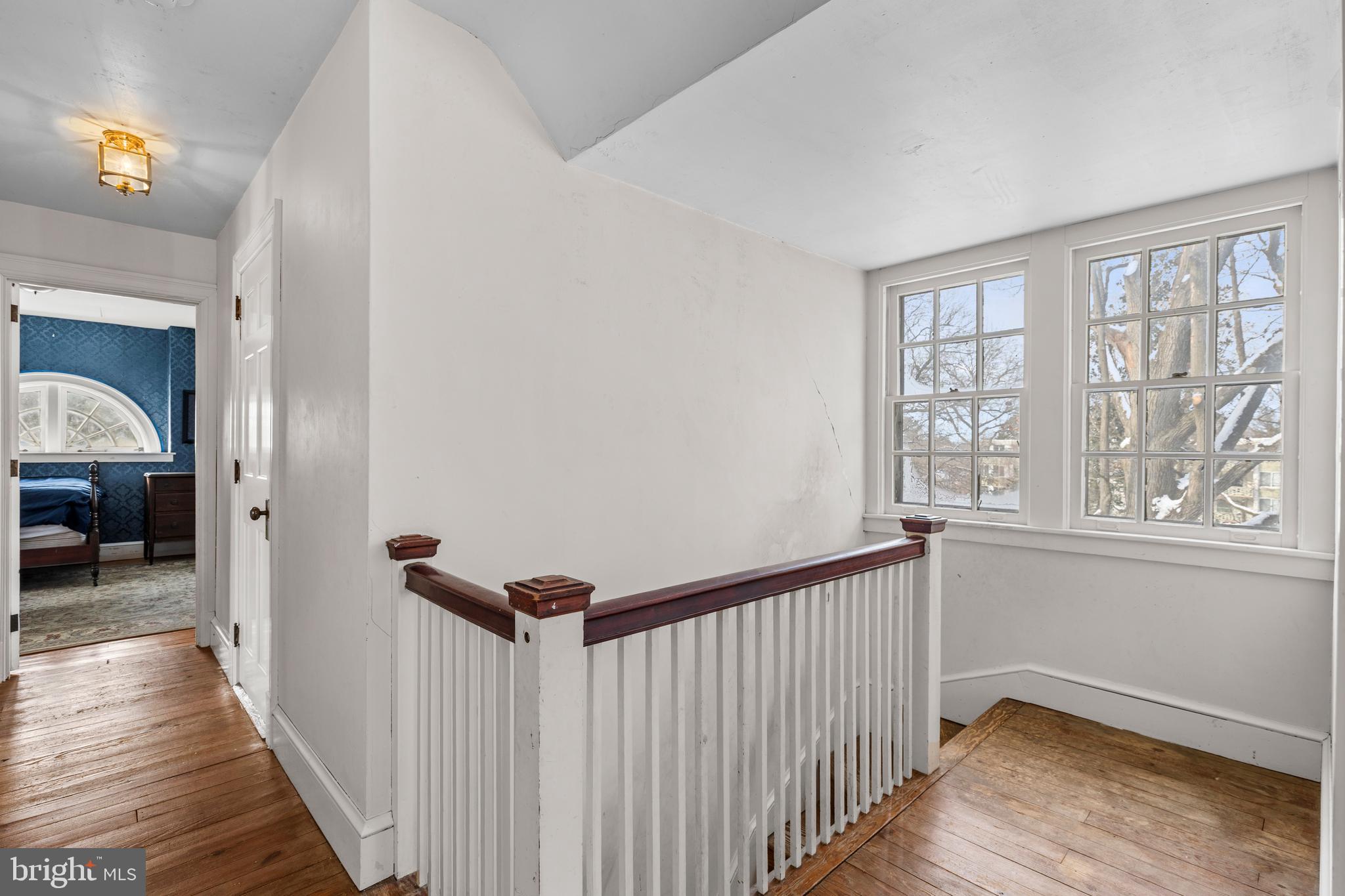 SCHOOL LANE HILLS - Residential