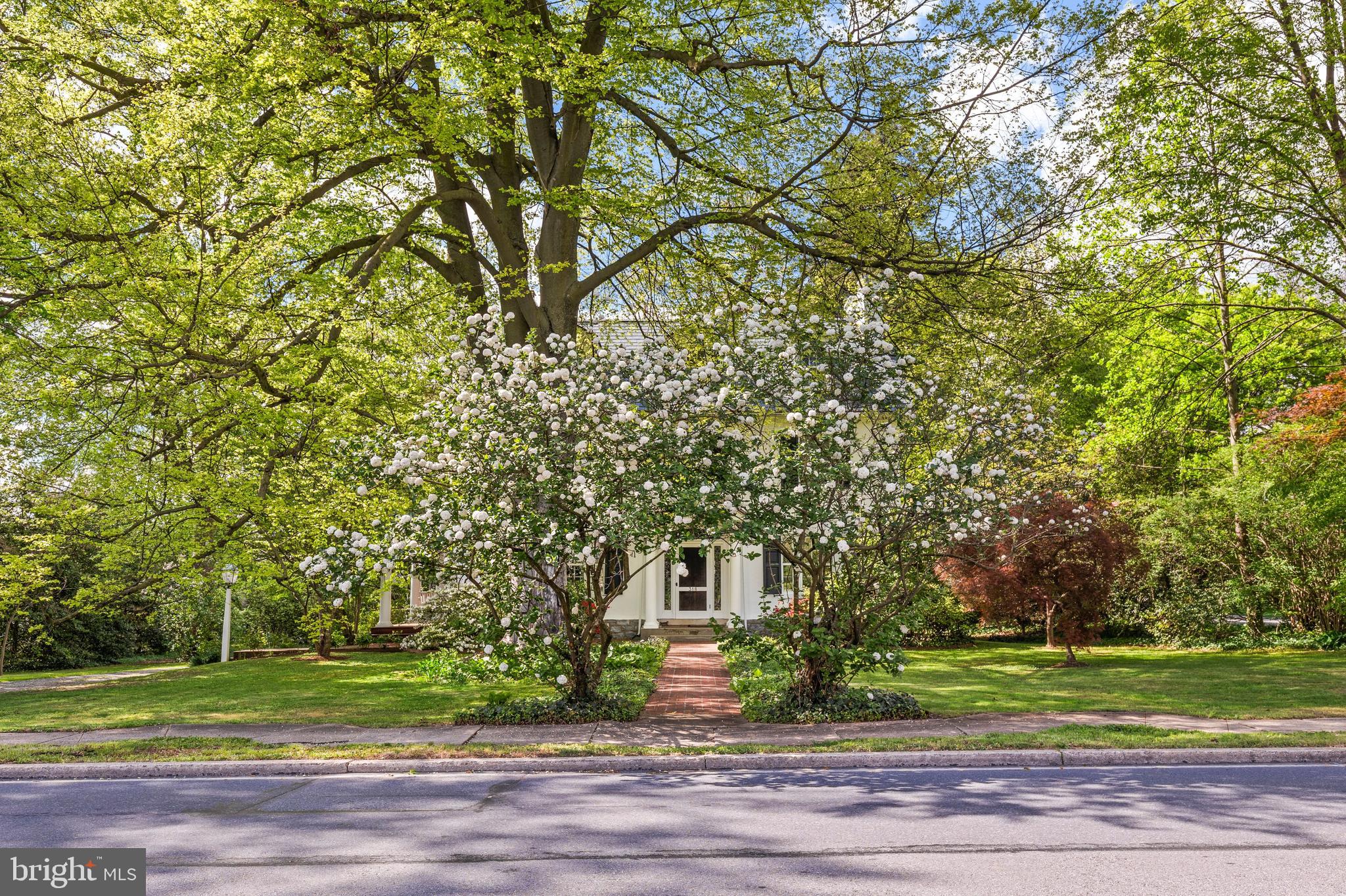 SCHOOL LANE HILLS - Residential