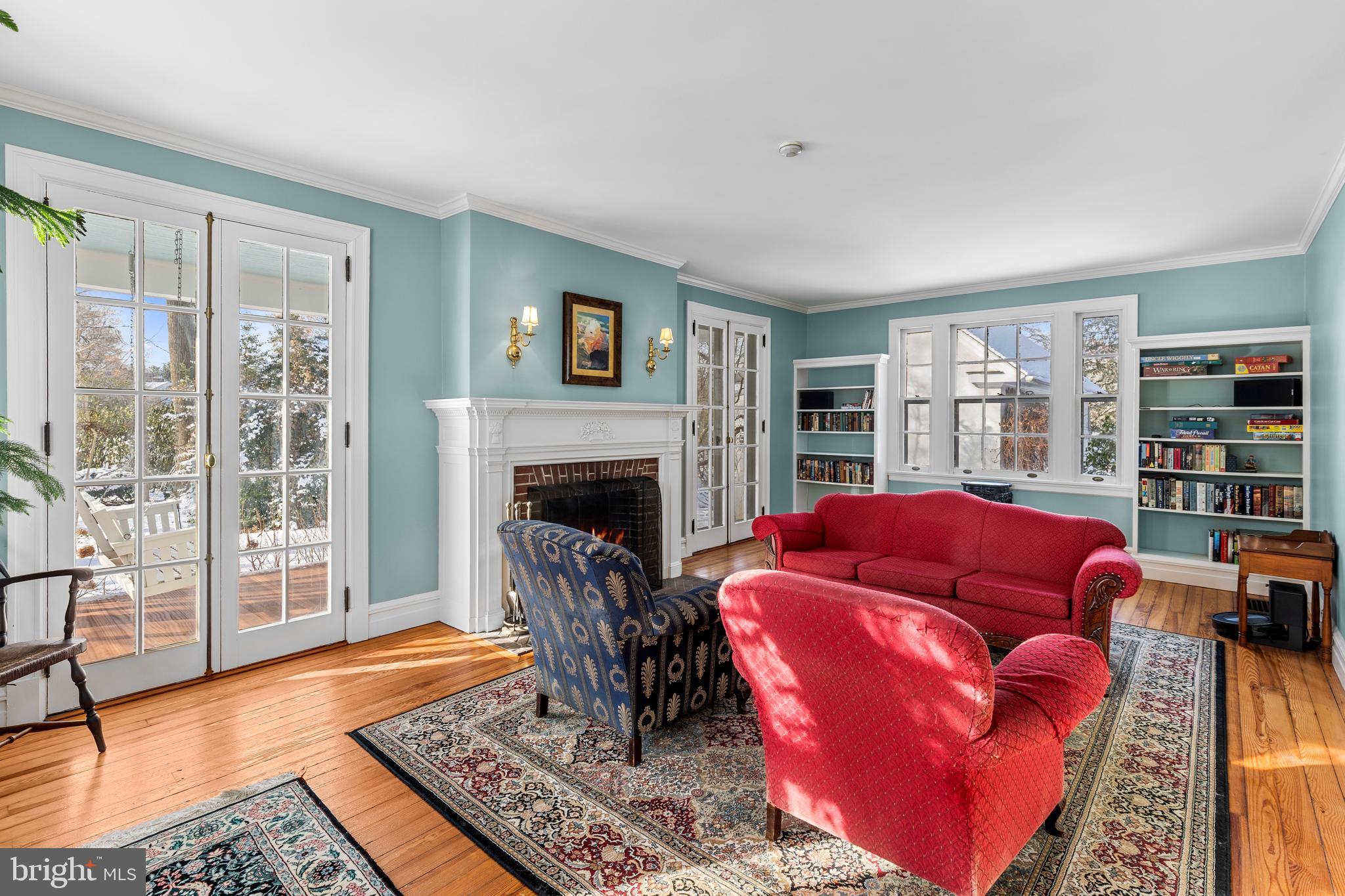 SCHOOL LANE HILLS - Residential