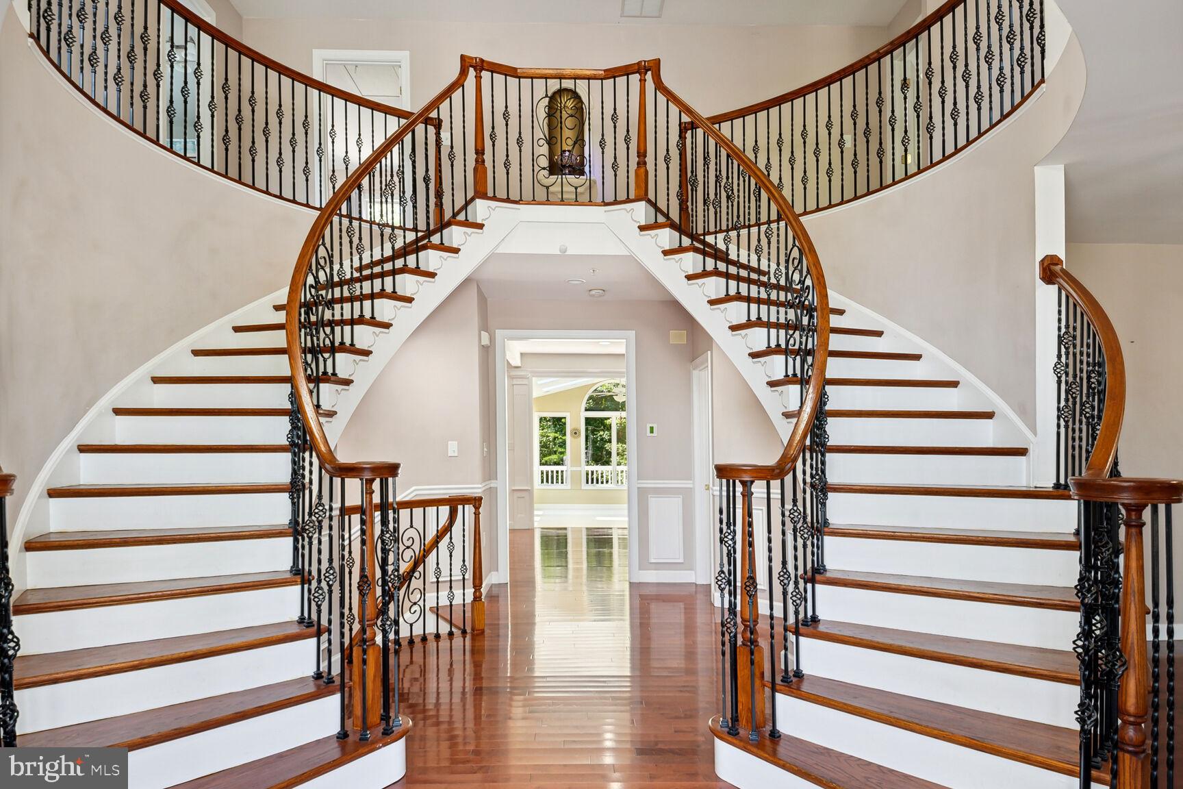 CEDAR FARMS - Residential