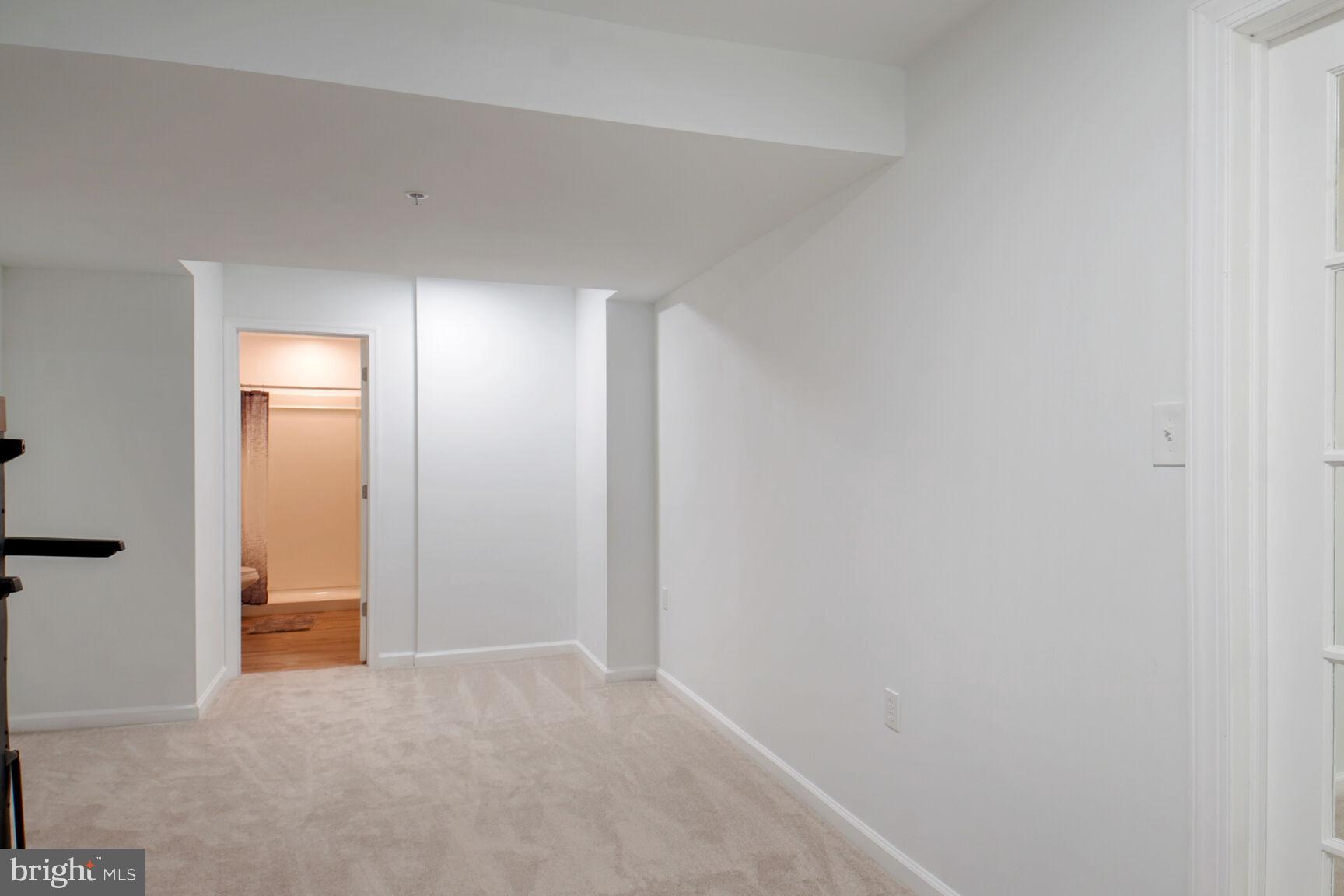 CEDAR FARMS - Residential