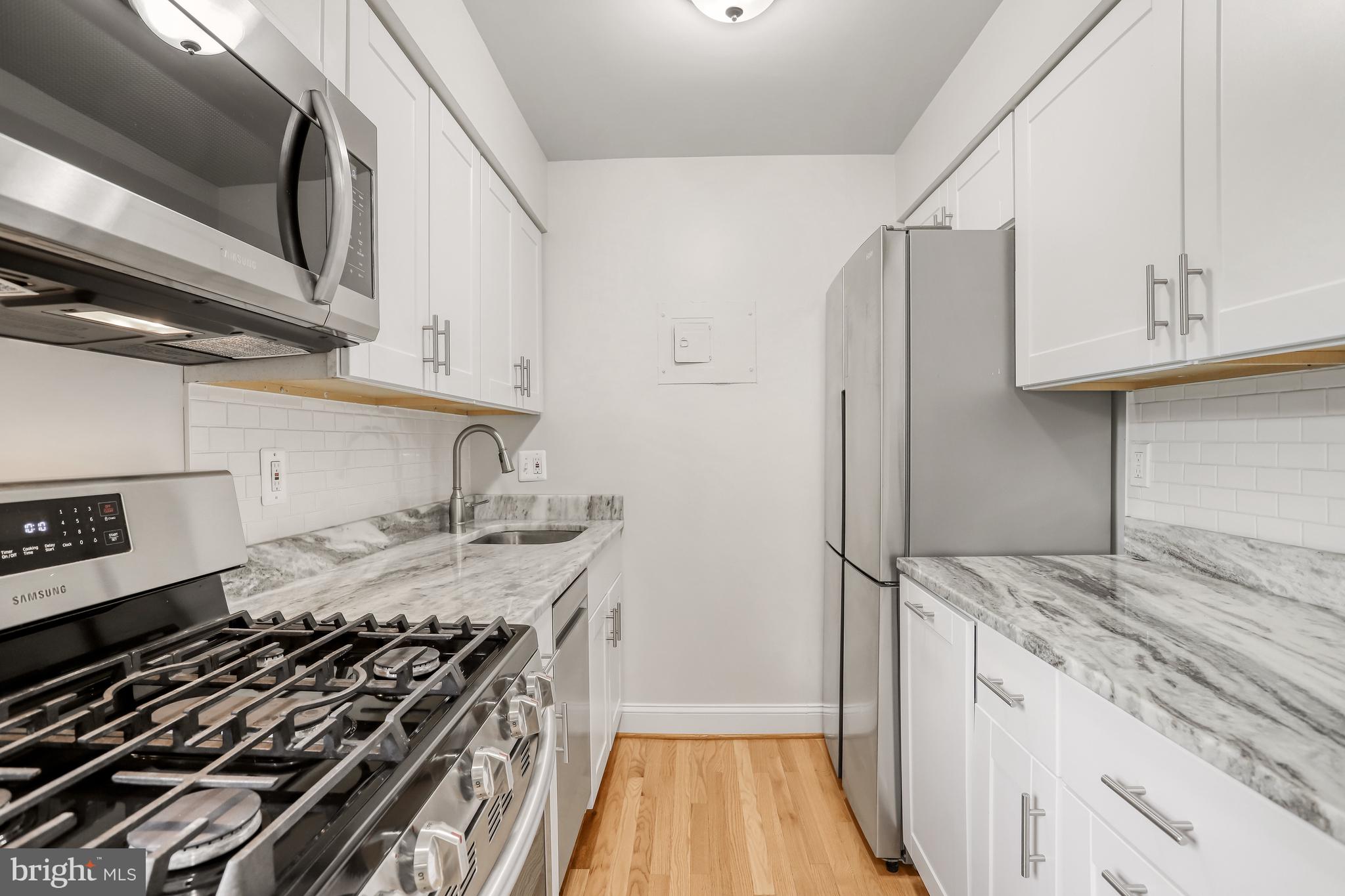 VERMONT GARDENS - Residential