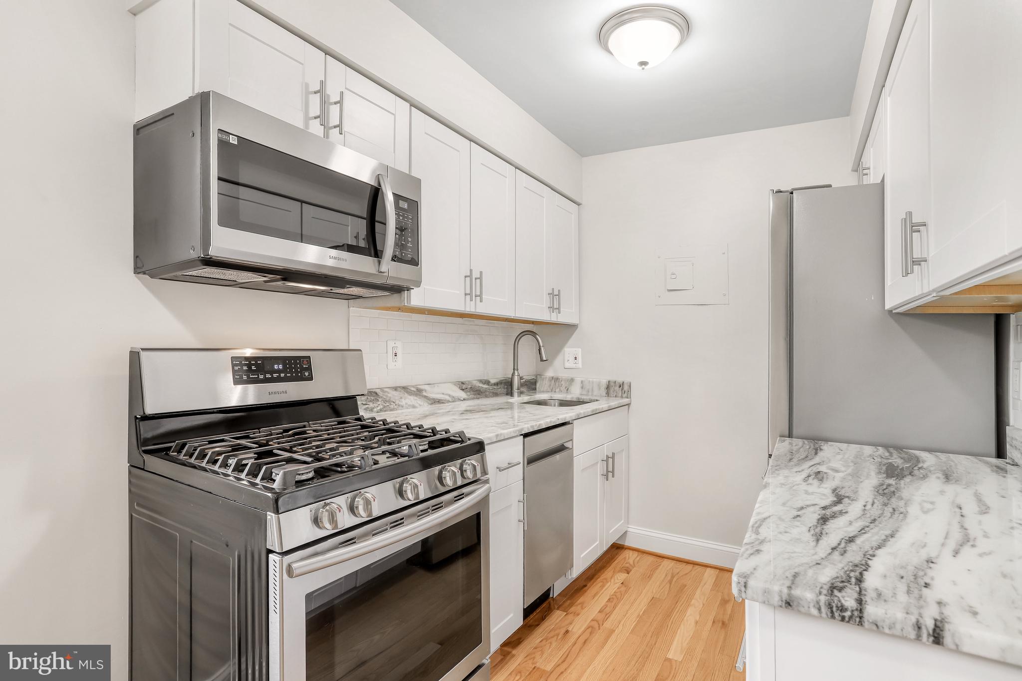 VERMONT GARDENS - Residential