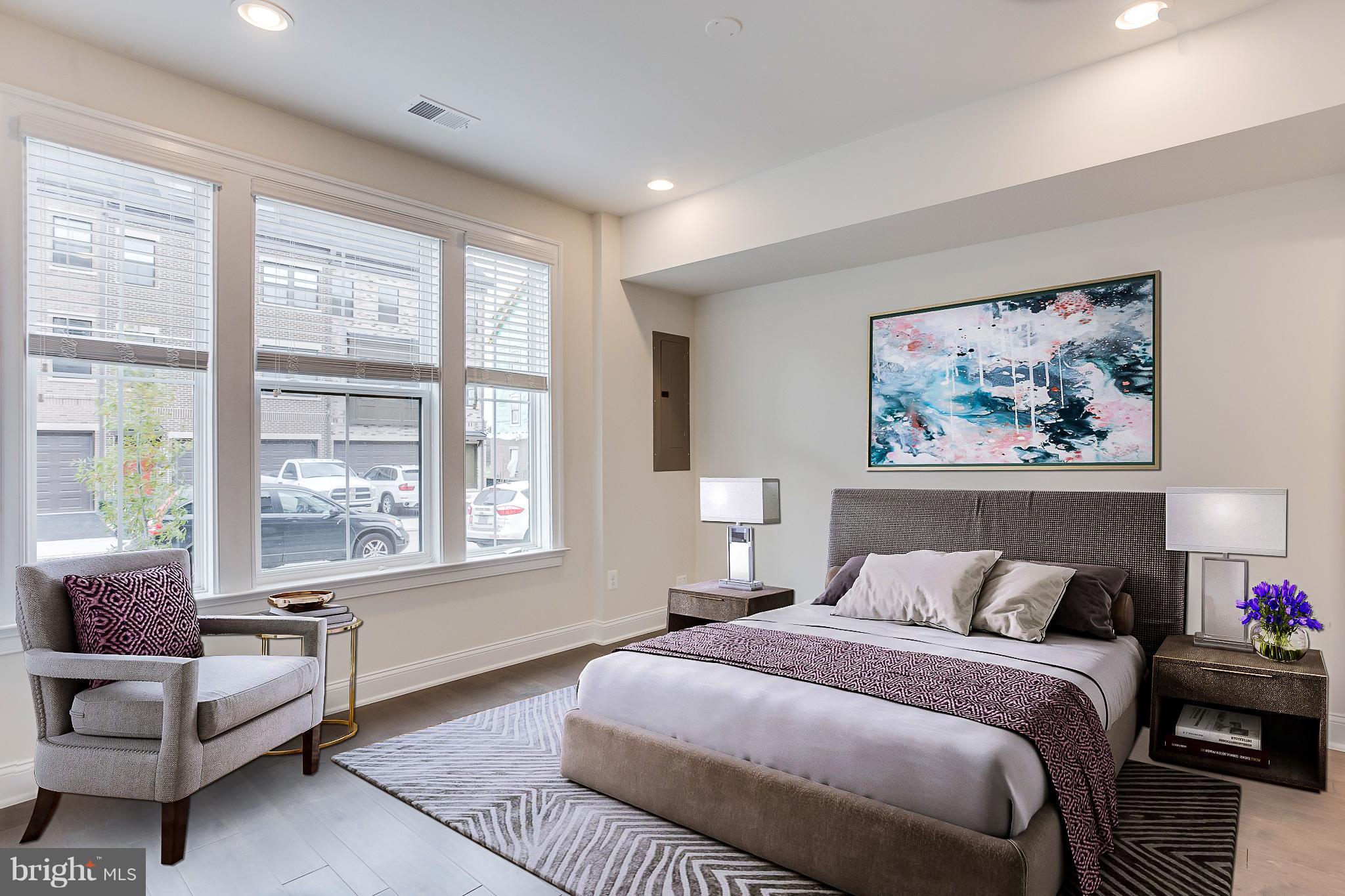 DISCOVERY SQUARE - Residential Lease