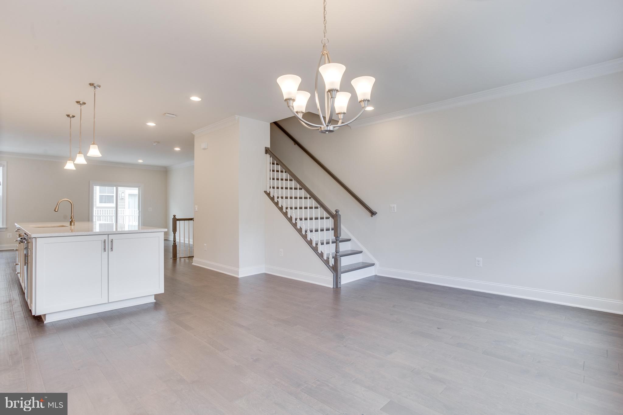 DISCOVERY SQUARE - Residential Lease