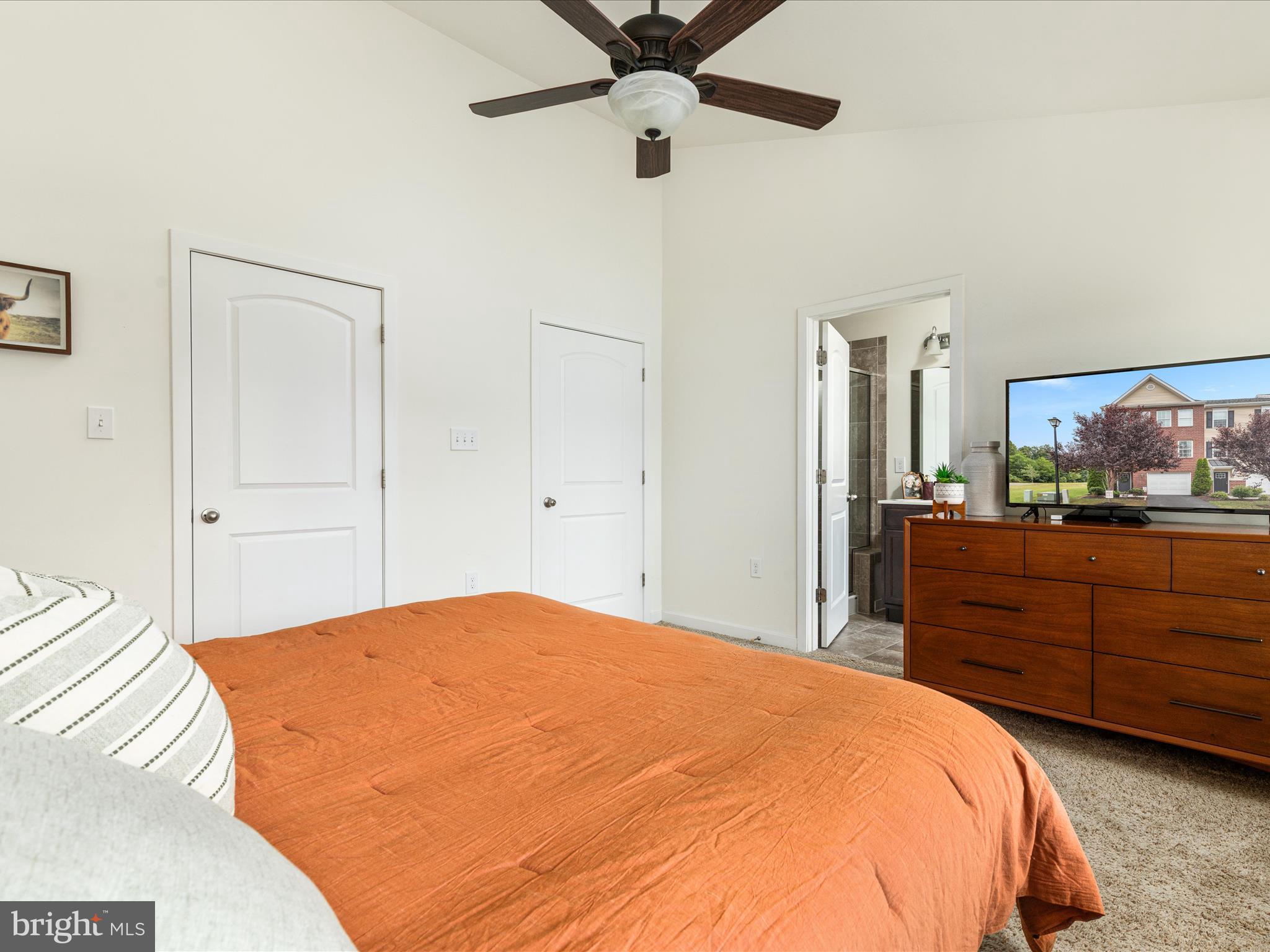 BROOKFIELD - Residential