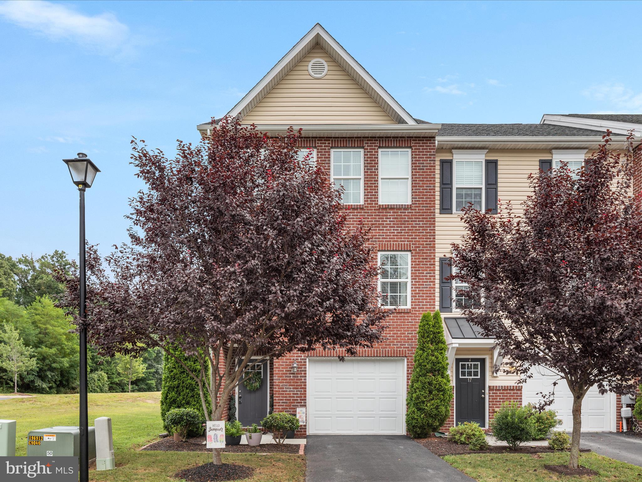 BROOKFIELD - Residential