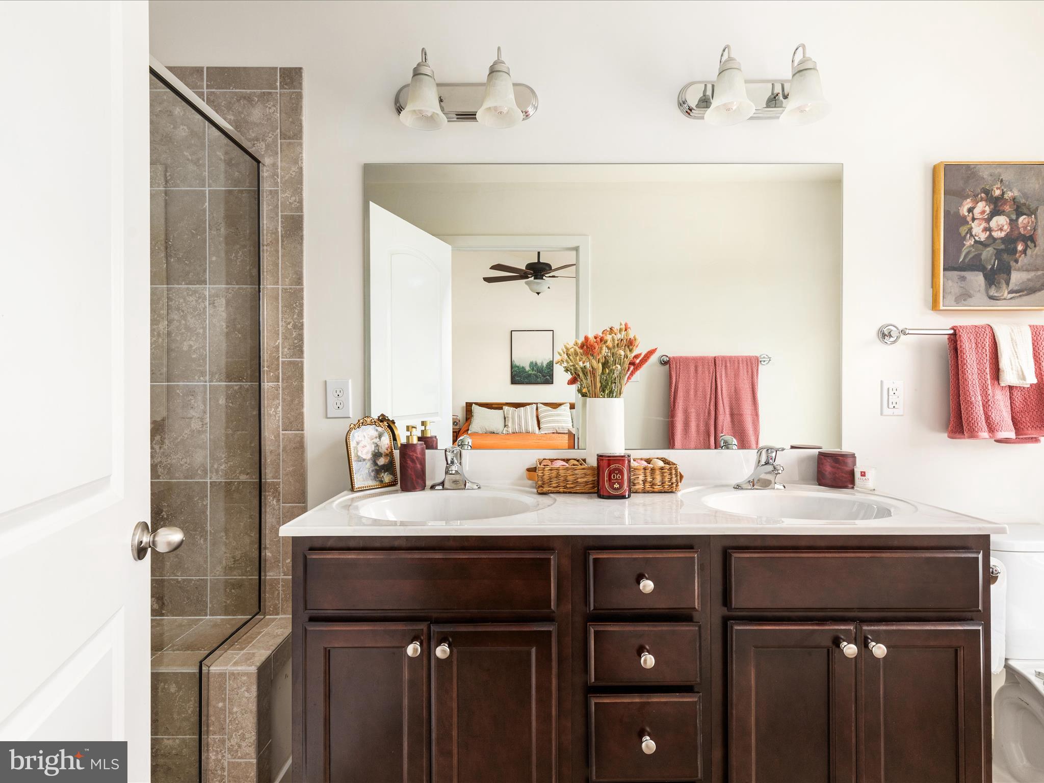 BROOKFIELD - Residential