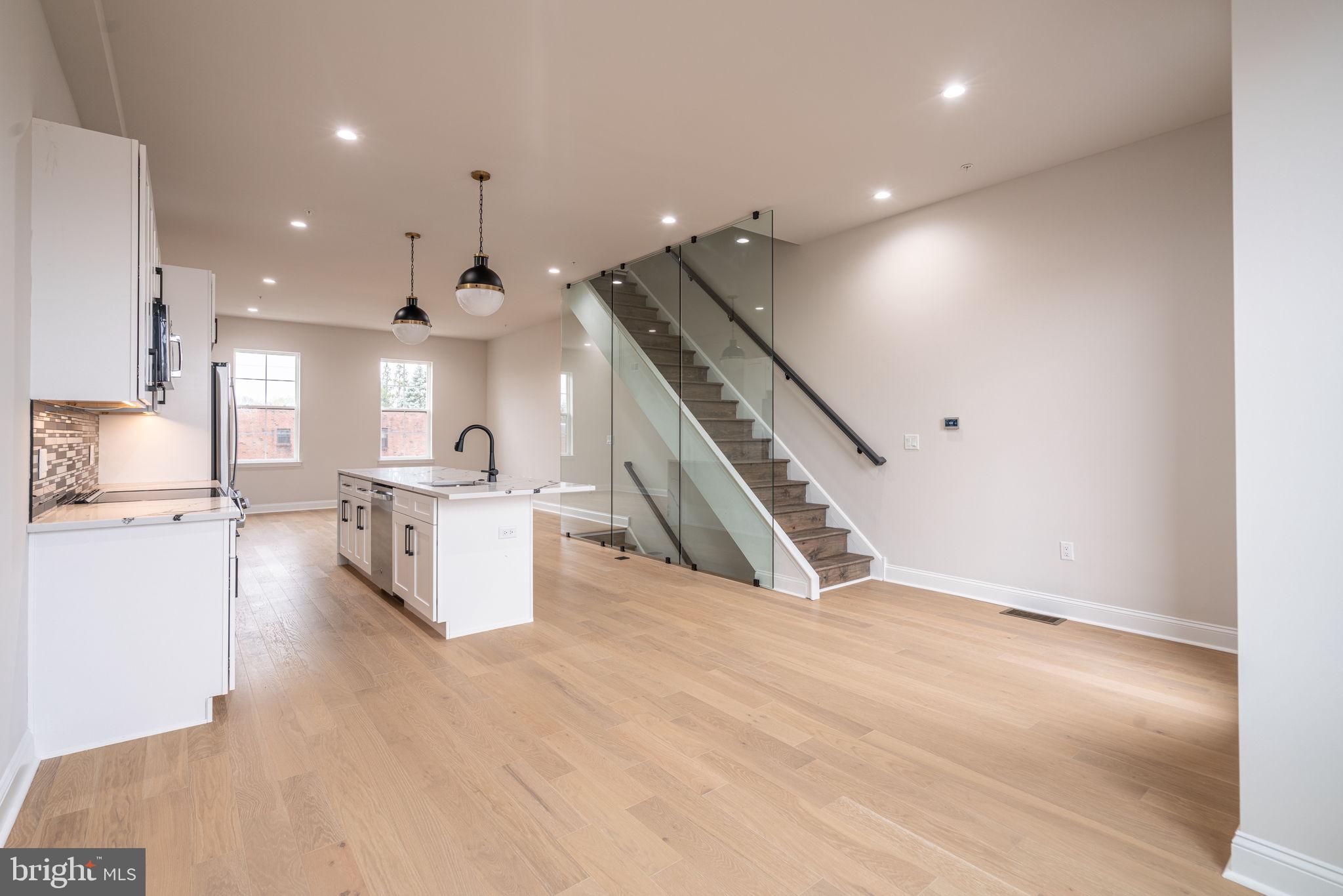 WYNNEFIELD HEIGHTS - Residential