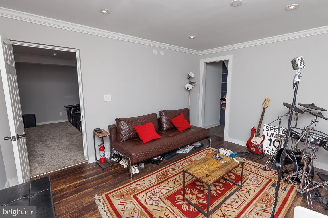 MILLER ESTATES - Residential Lease