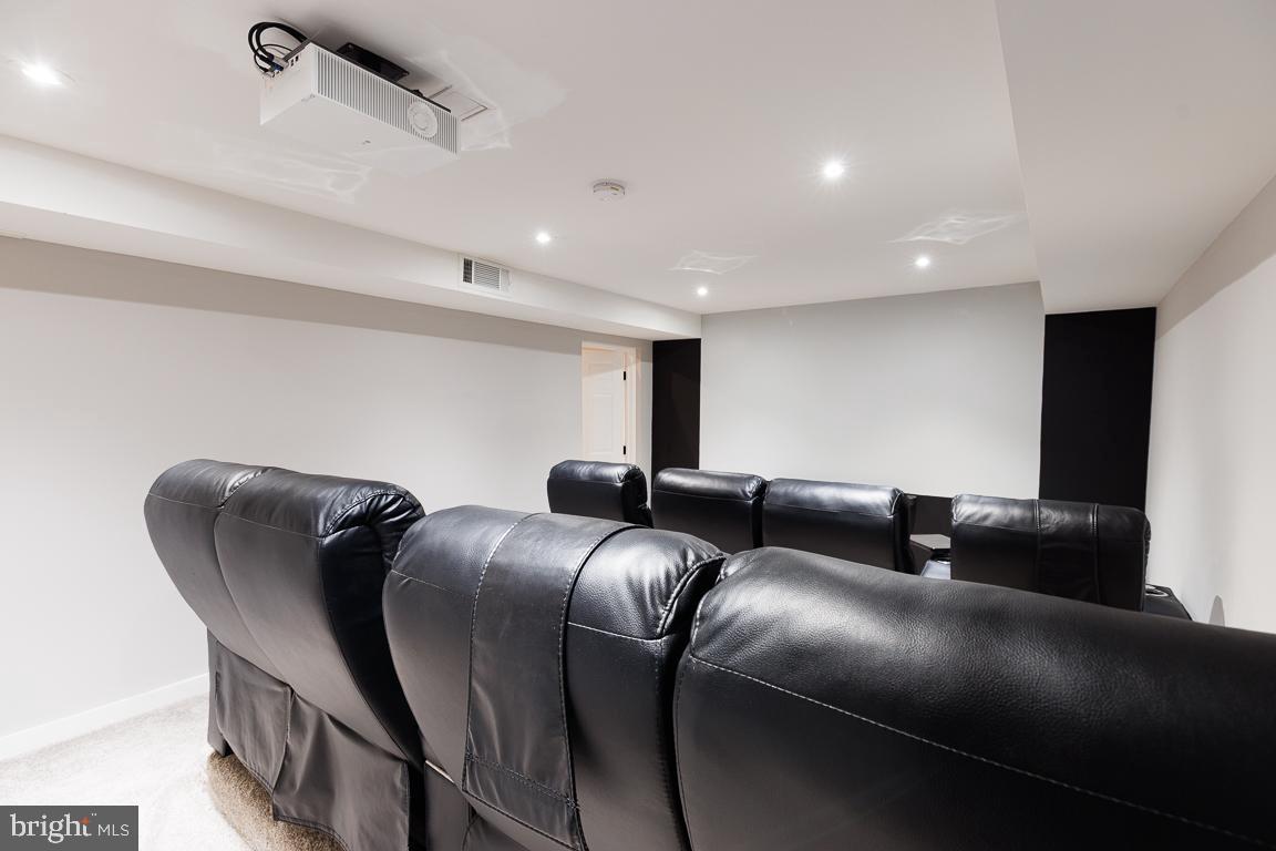 MILLER ESTATES - Residential Lease