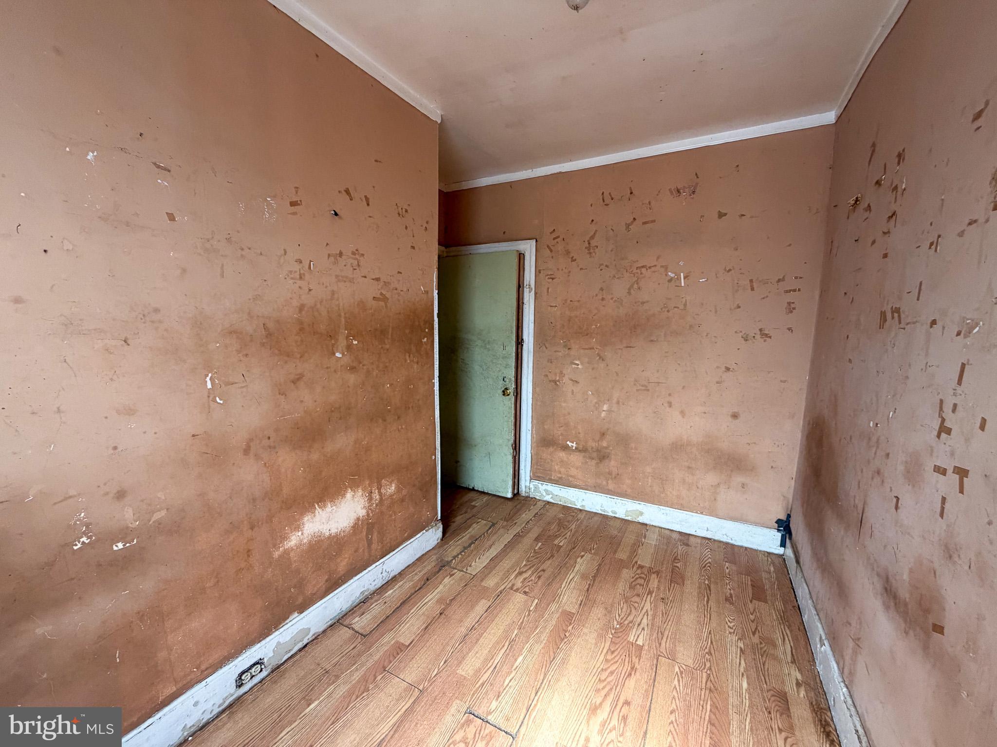 PHILADELPHIA (WEST) - Residential