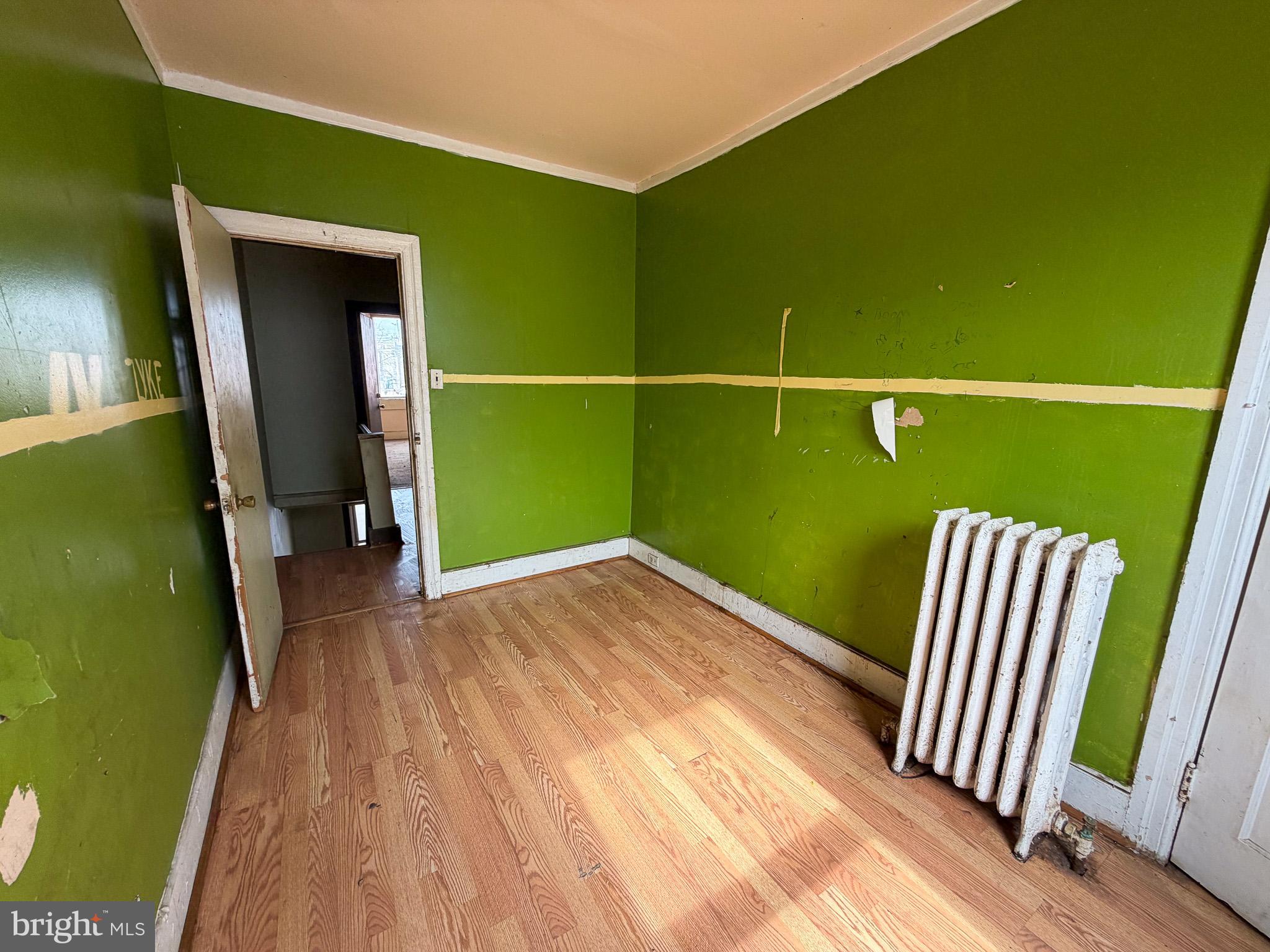 PHILADELPHIA (WEST) - Residential