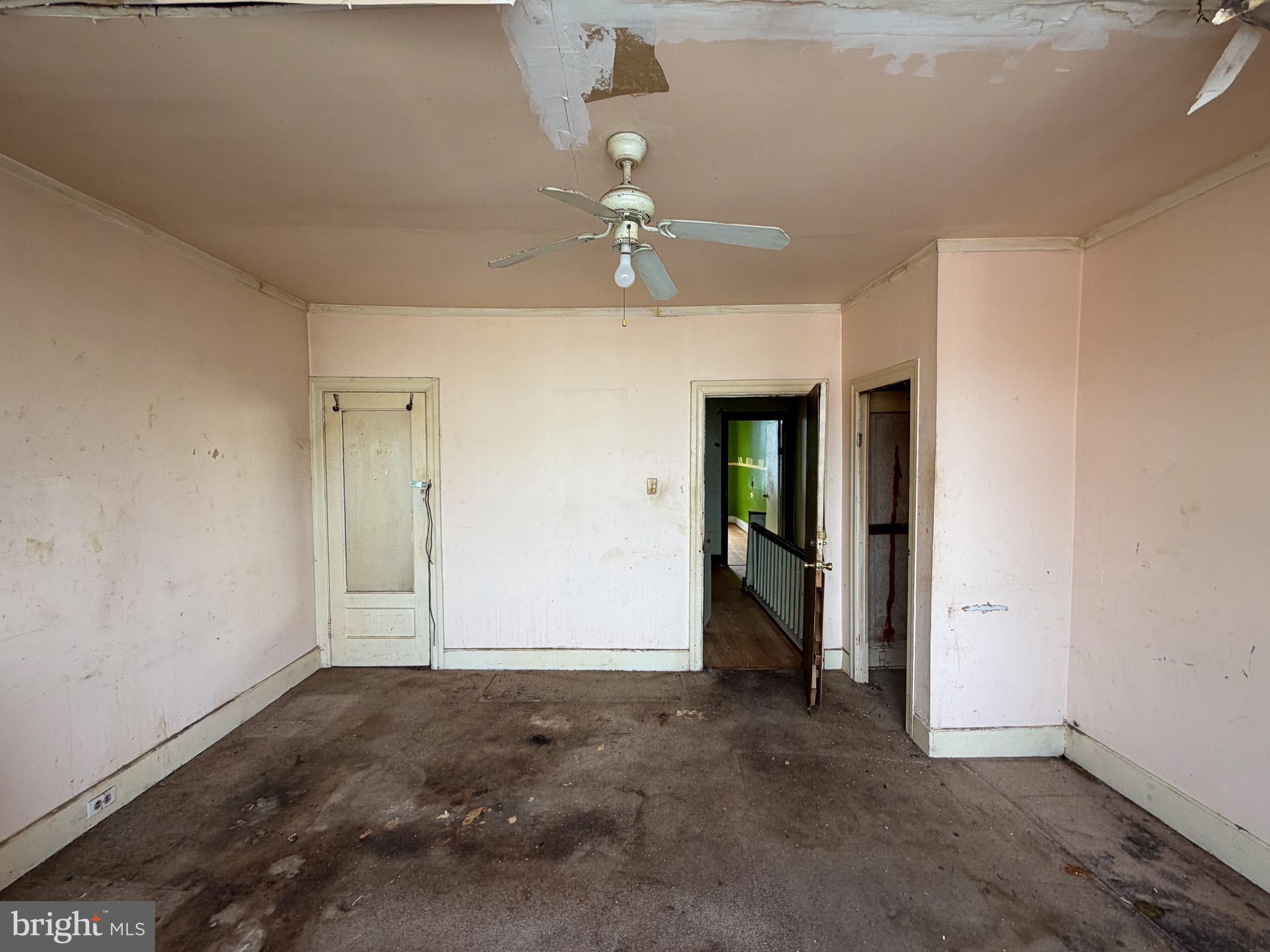 PHILADELPHIA (WEST) - Residential