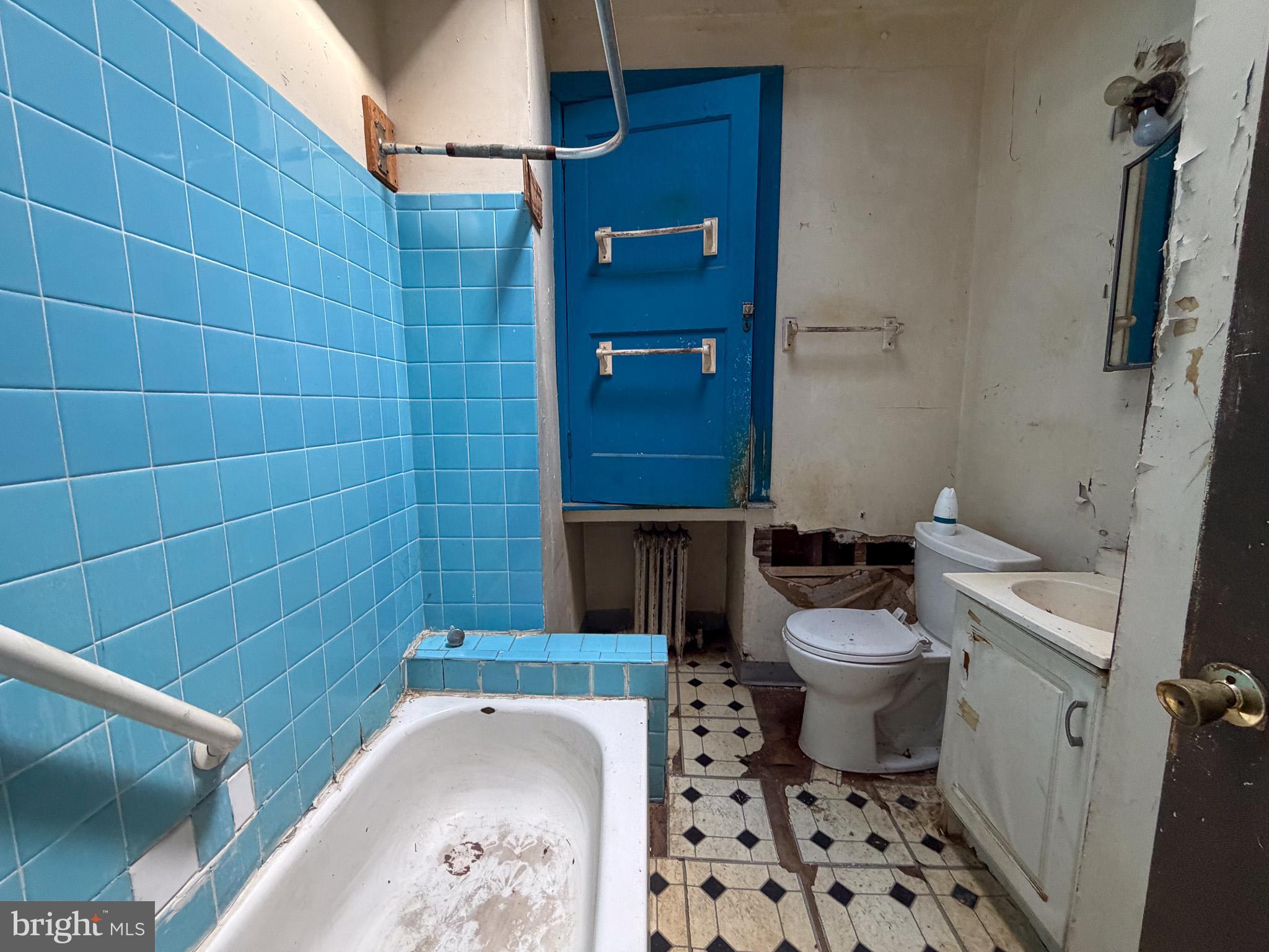 PHILADELPHIA (WEST) - Residential