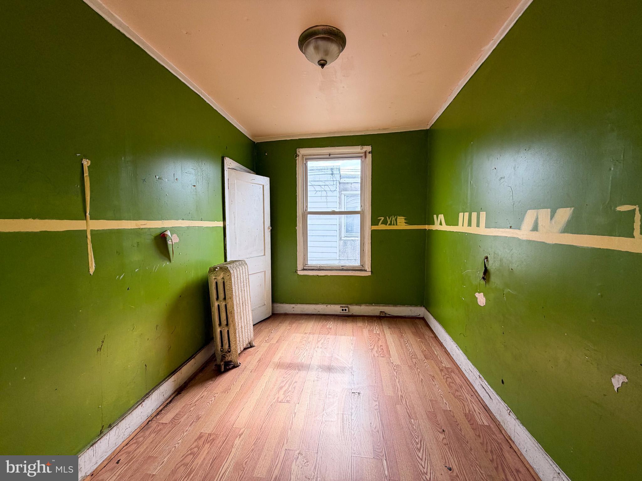 PHILADELPHIA (WEST) - Residential