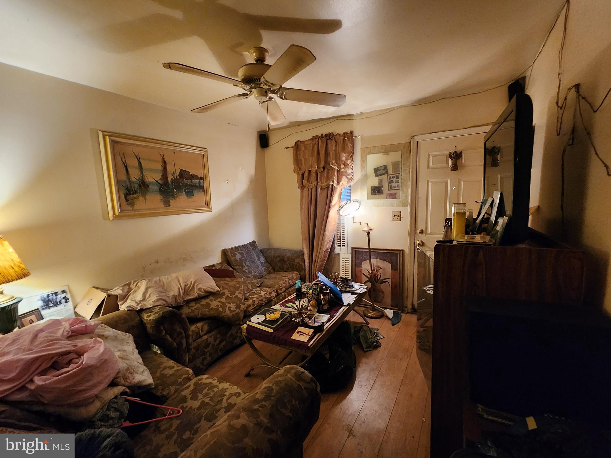 SANDTOWN-WINCHESTER - Residential