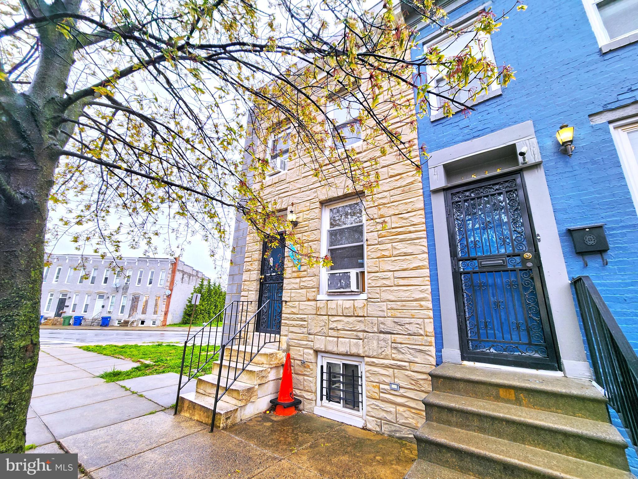 SANDTOWN-WINCHESTER - Residential