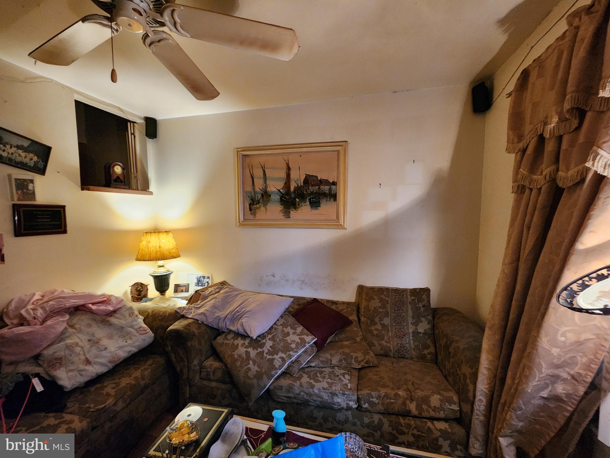 SANDTOWN-WINCHESTER - Residential