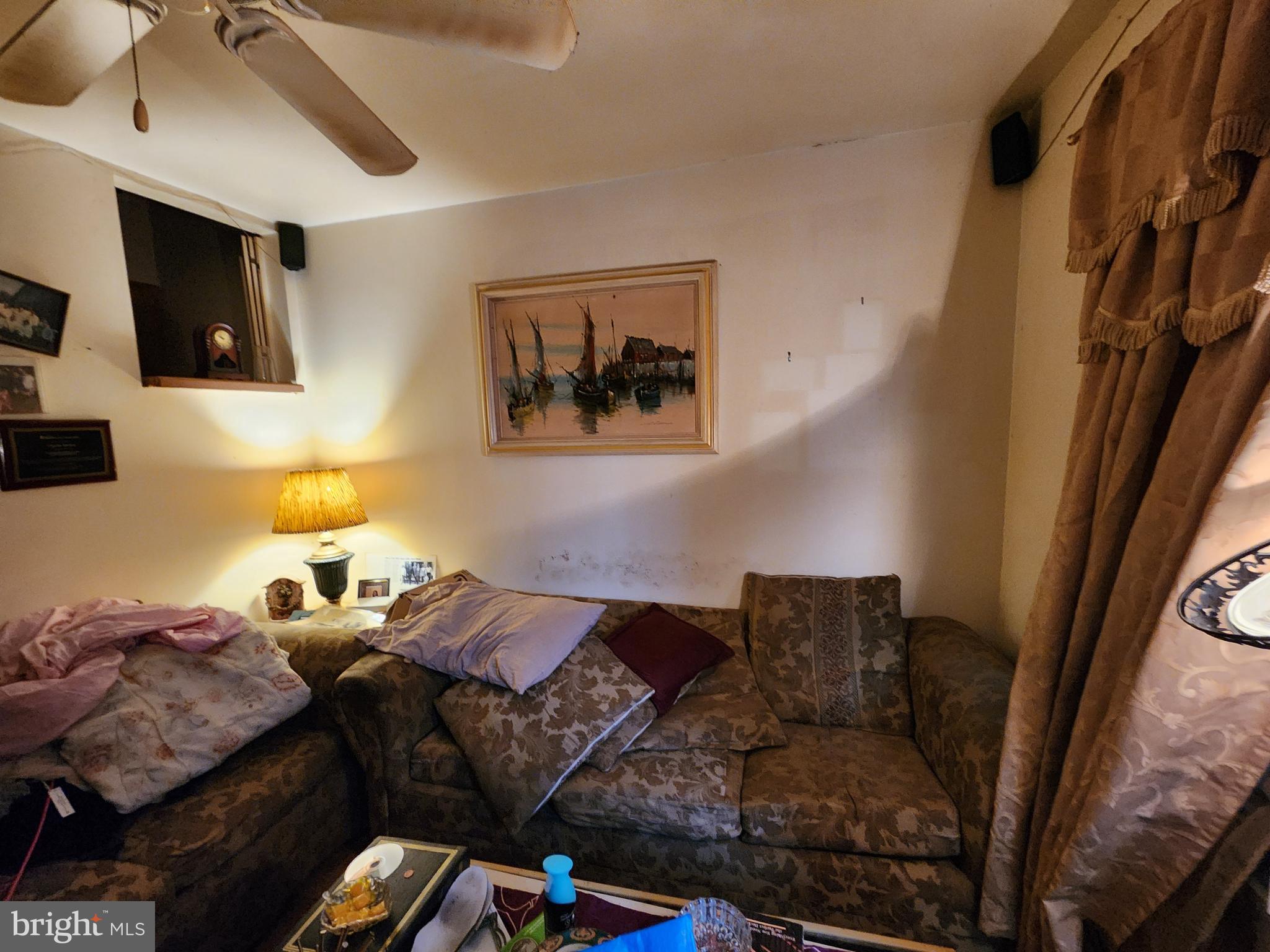 SANDTOWN-WINCHESTER - Residential