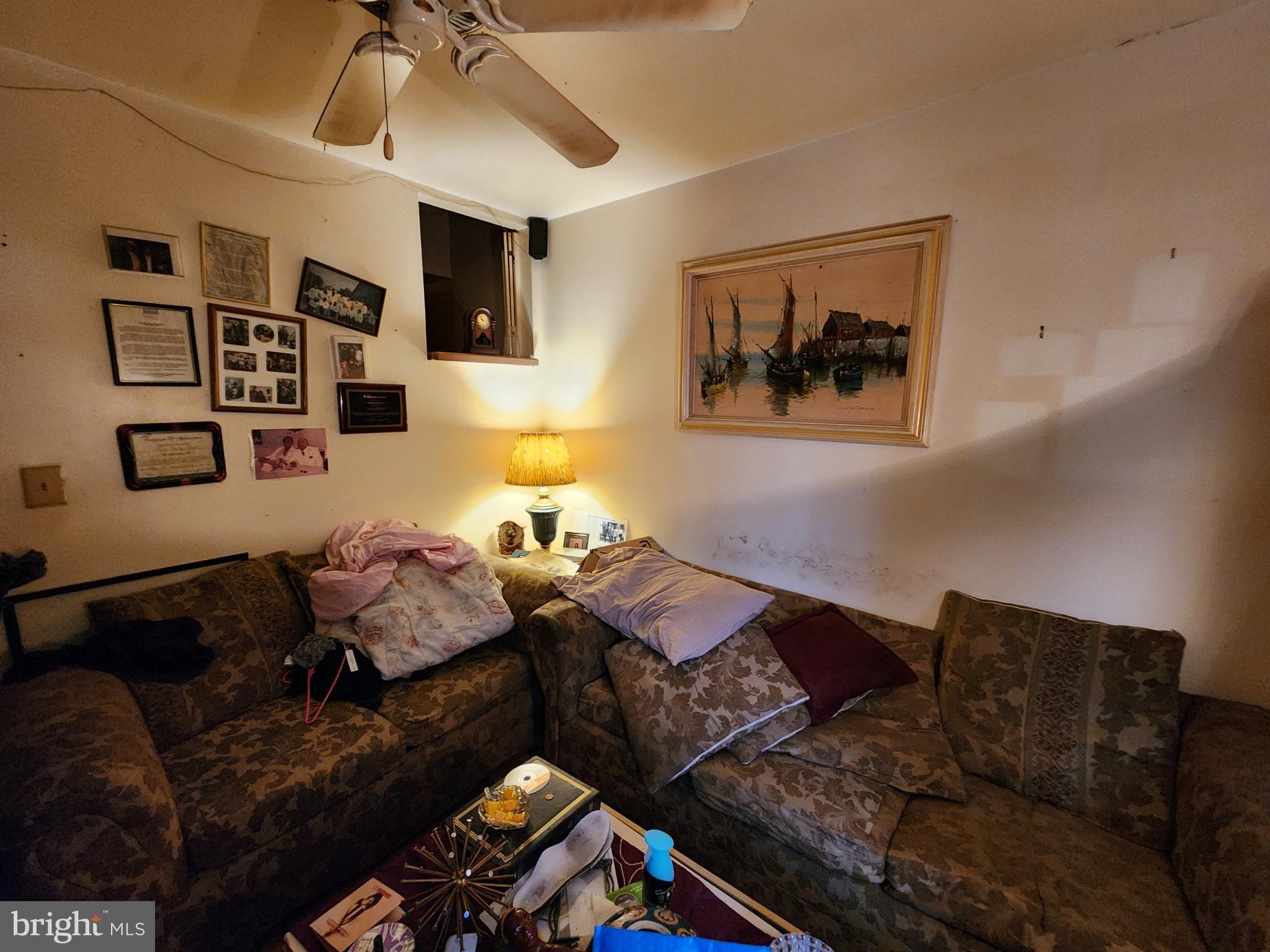 SANDTOWN-WINCHESTER - Residential