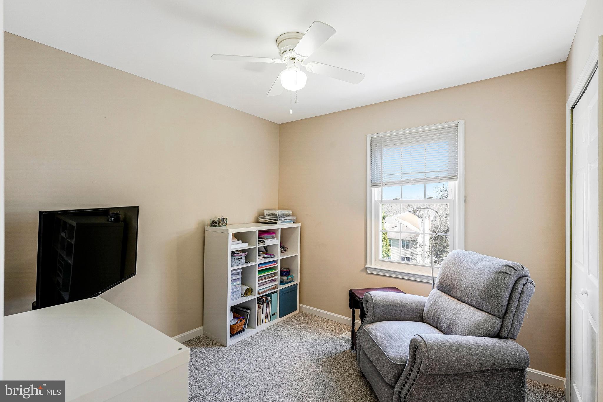 LAKE BRADDOCK - Residential