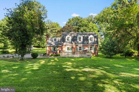 Homes For Sale - 7437 Cherry Tree Drive<br/> Howard County, FULTON, MD 20759