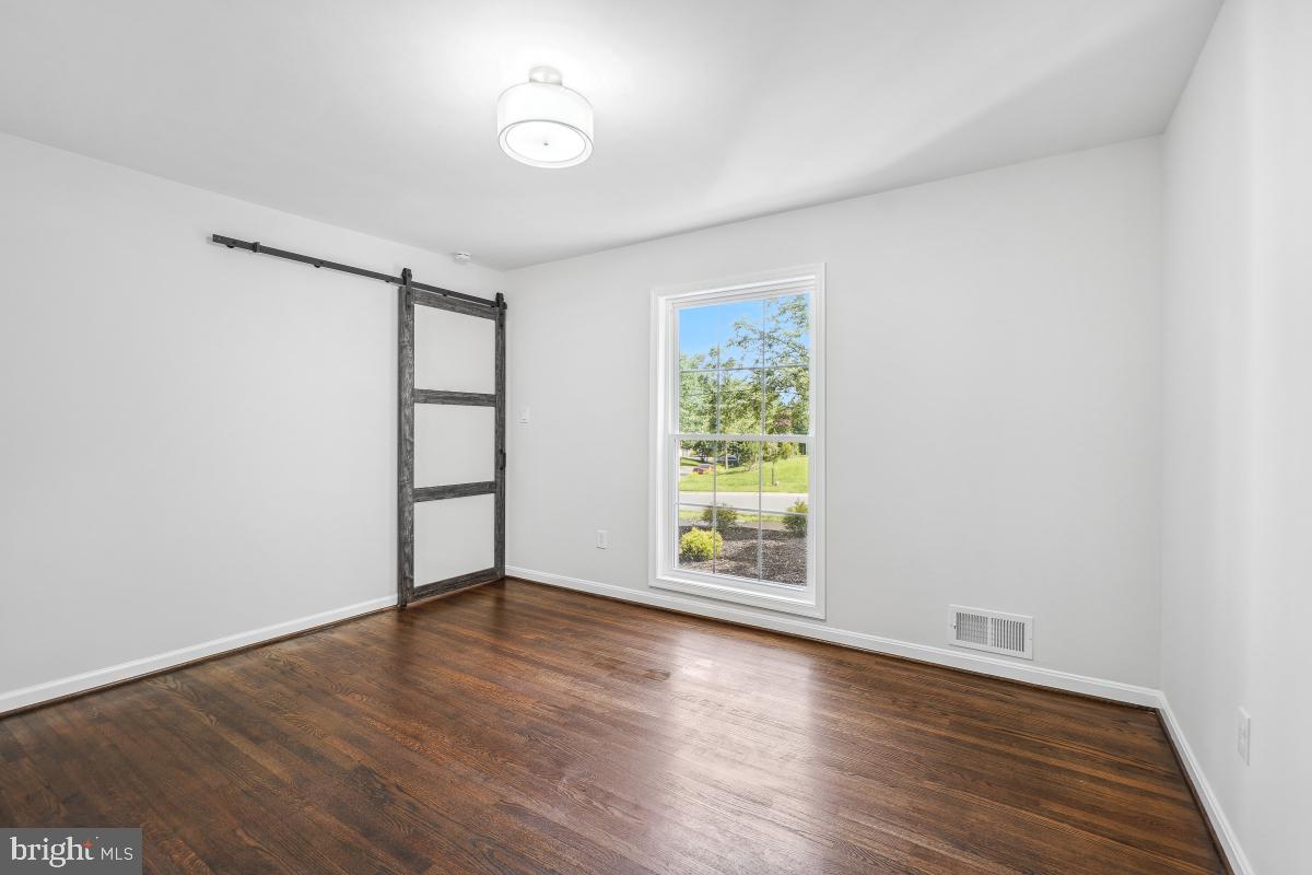 POTOMAC WOODS - Residential