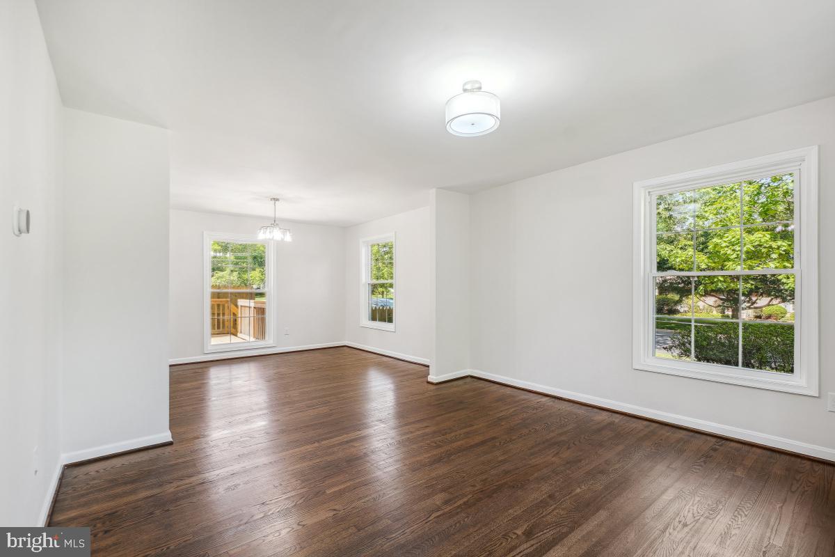 POTOMAC WOODS - Residential