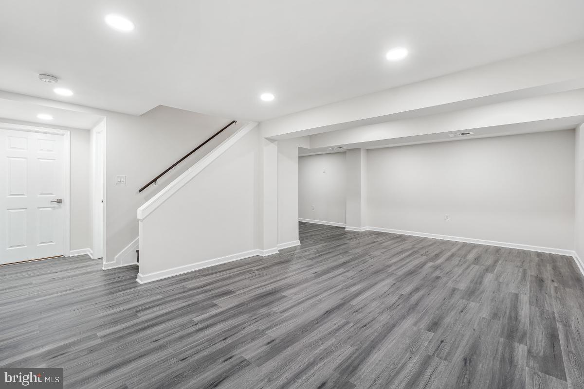 POTOMAC WOODS - Residential