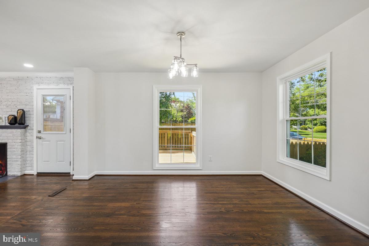 POTOMAC WOODS - Residential