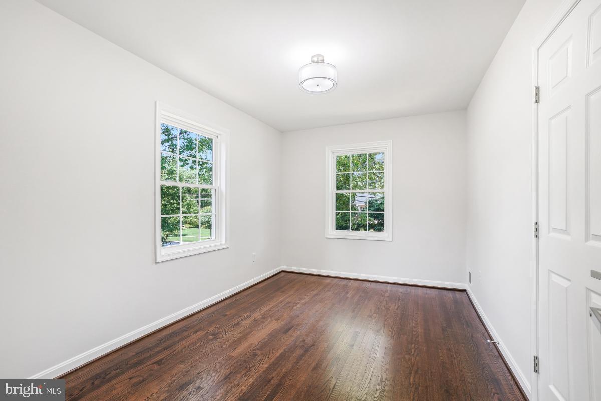 POTOMAC WOODS - Residential