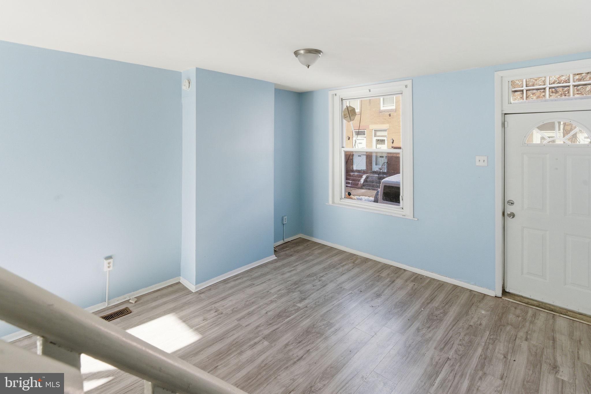 STRAWBERRY MANSION - Residential