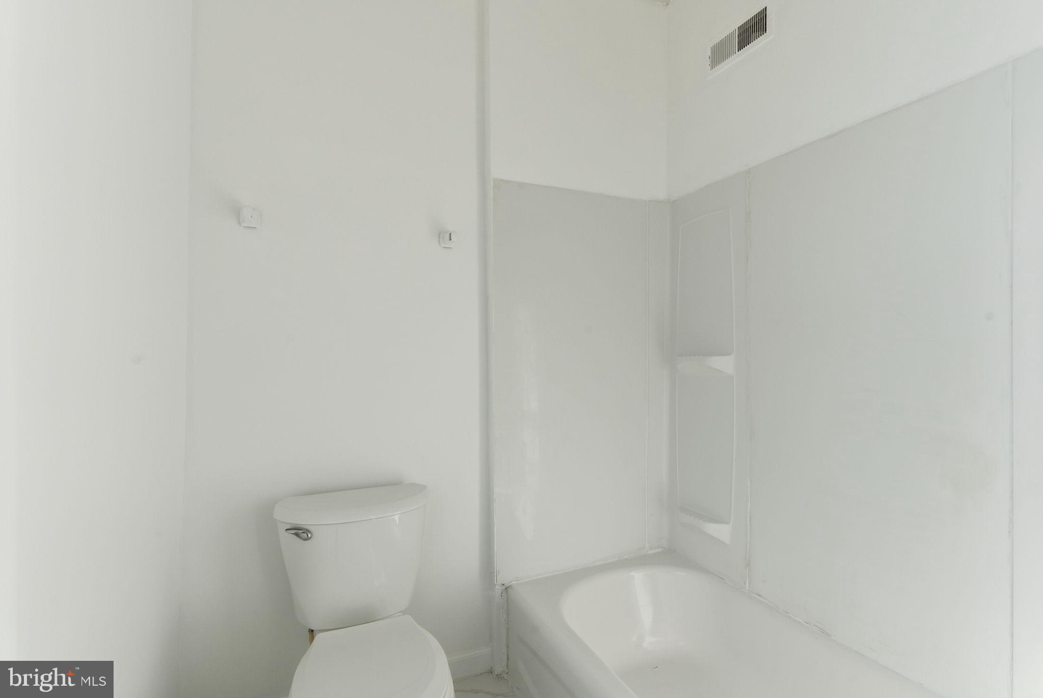 STRAWBERRY MANSION - Residential