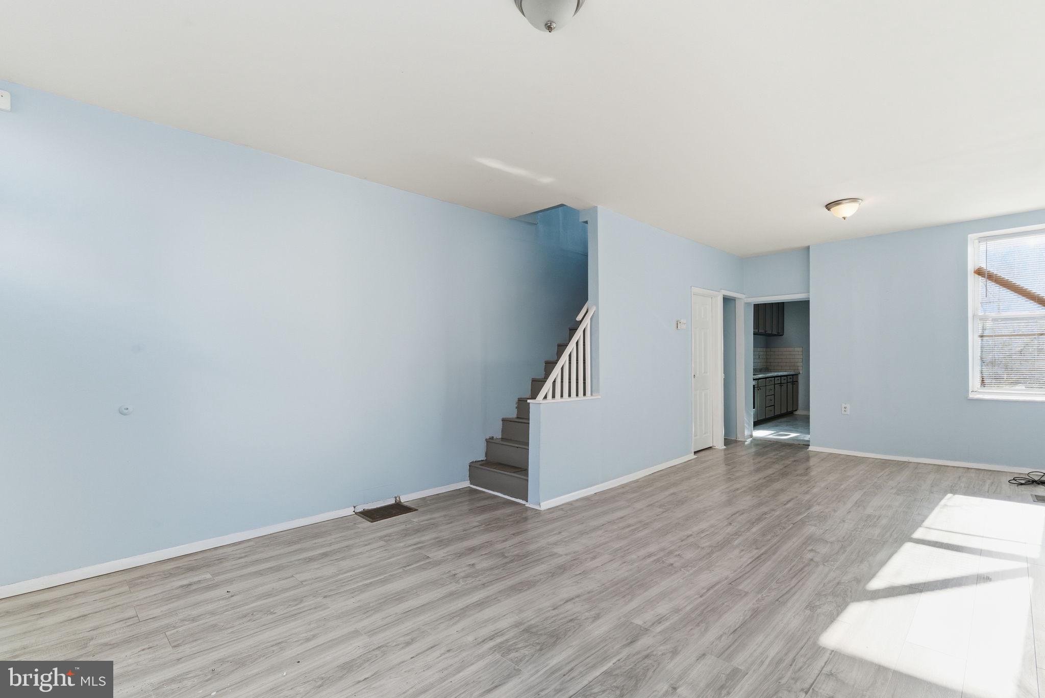 STRAWBERRY MANSION - Residential