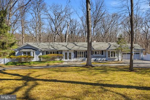 Homes For Sale - 14917 Claude Lane<br/> SILVER SPRING, MD 20905