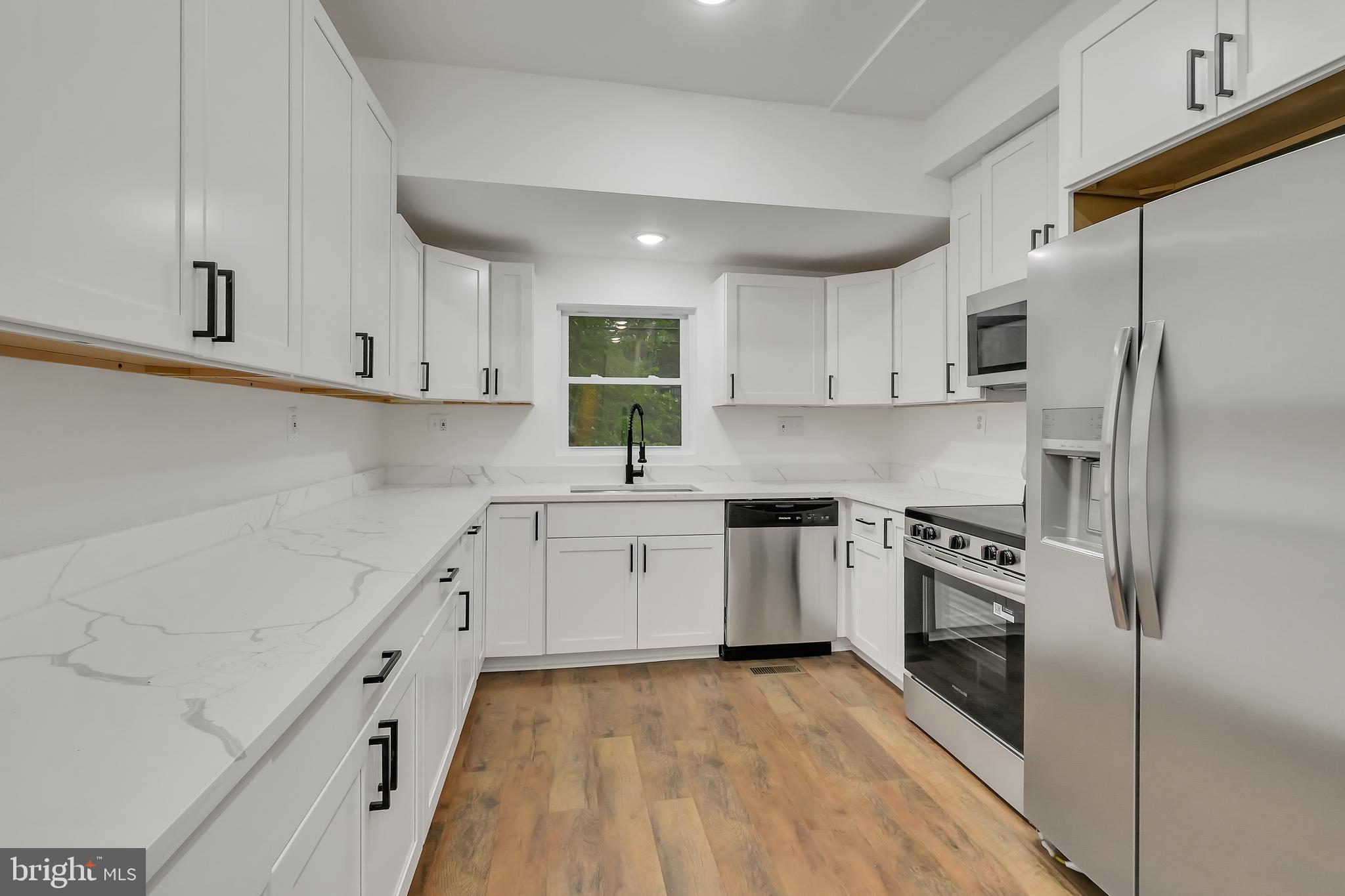 MT RAINIER - Residential