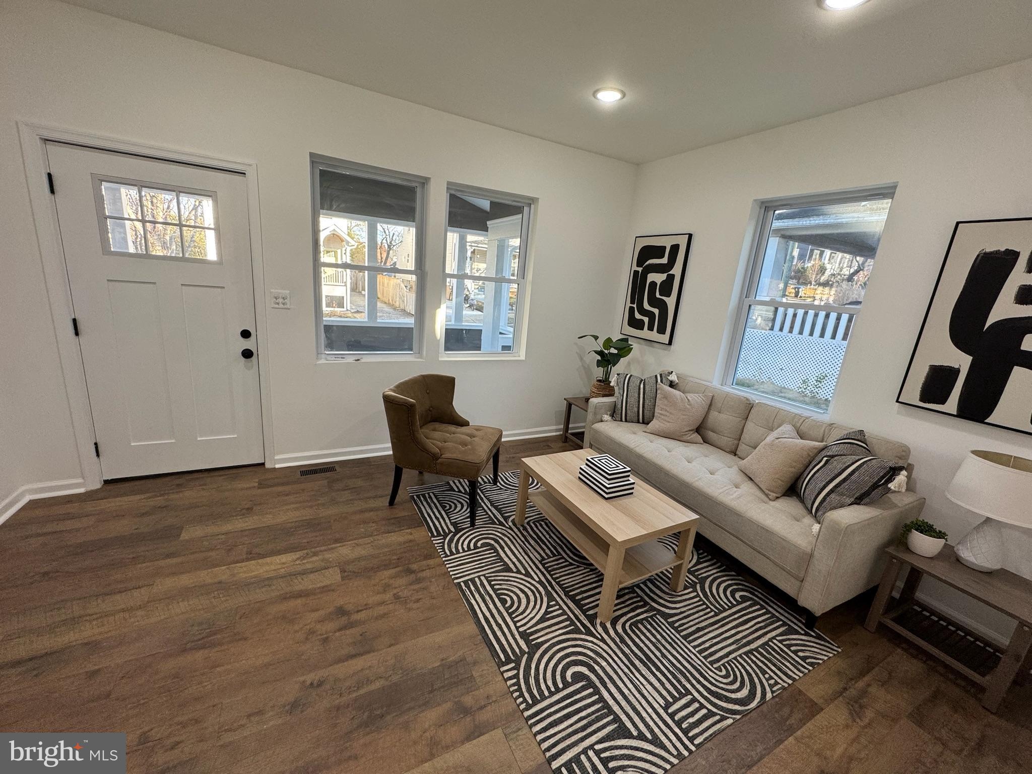 MT RAINIER - Residential