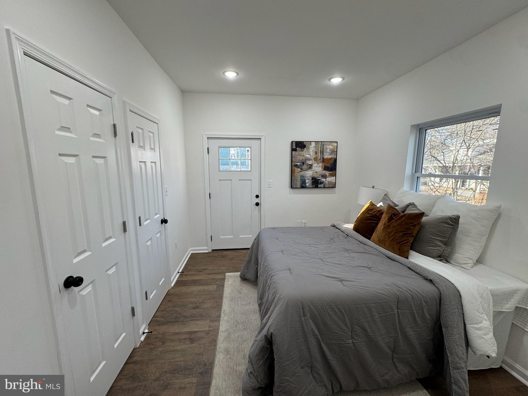 MT RAINIER - Residential