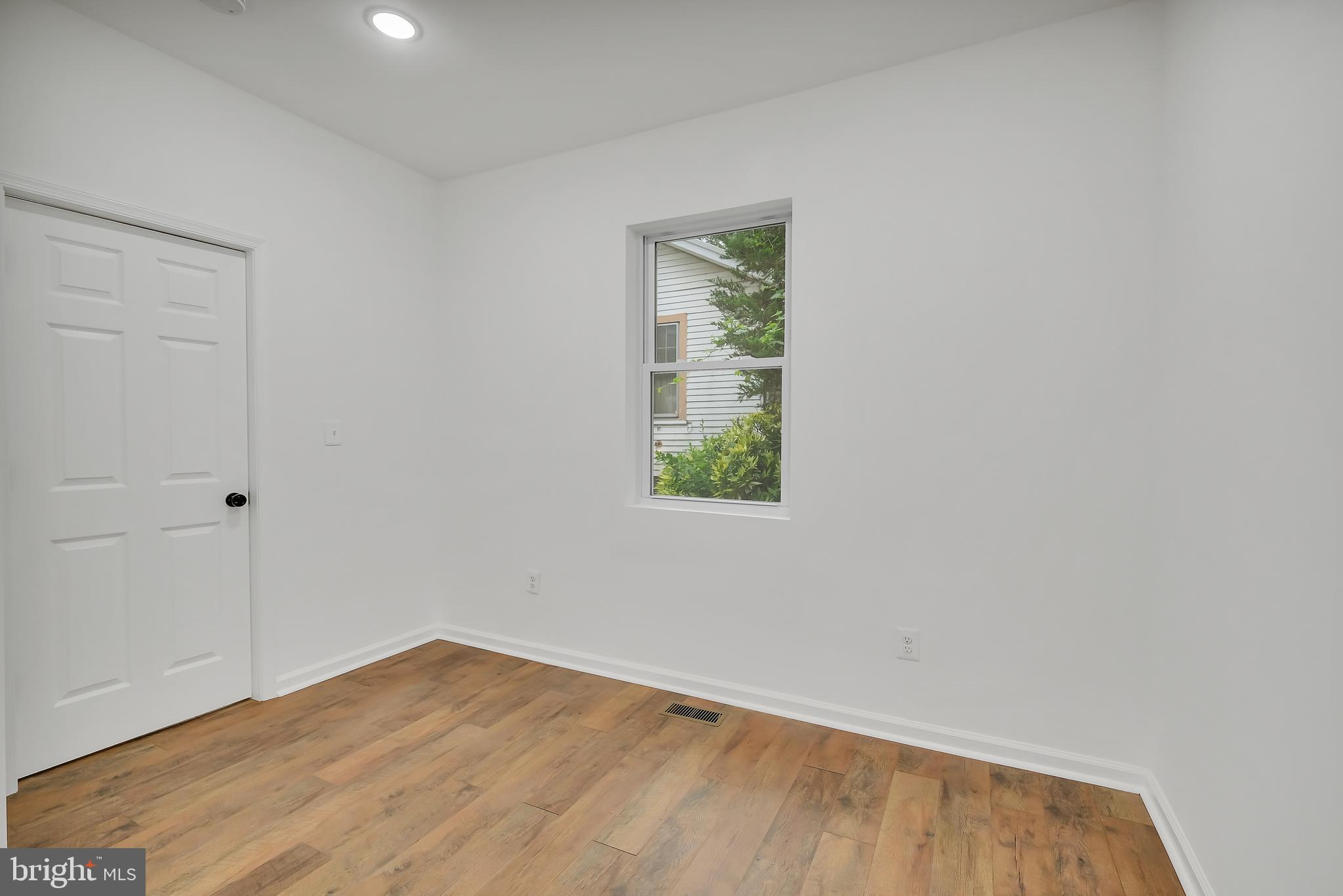 MT RAINIER - Residential