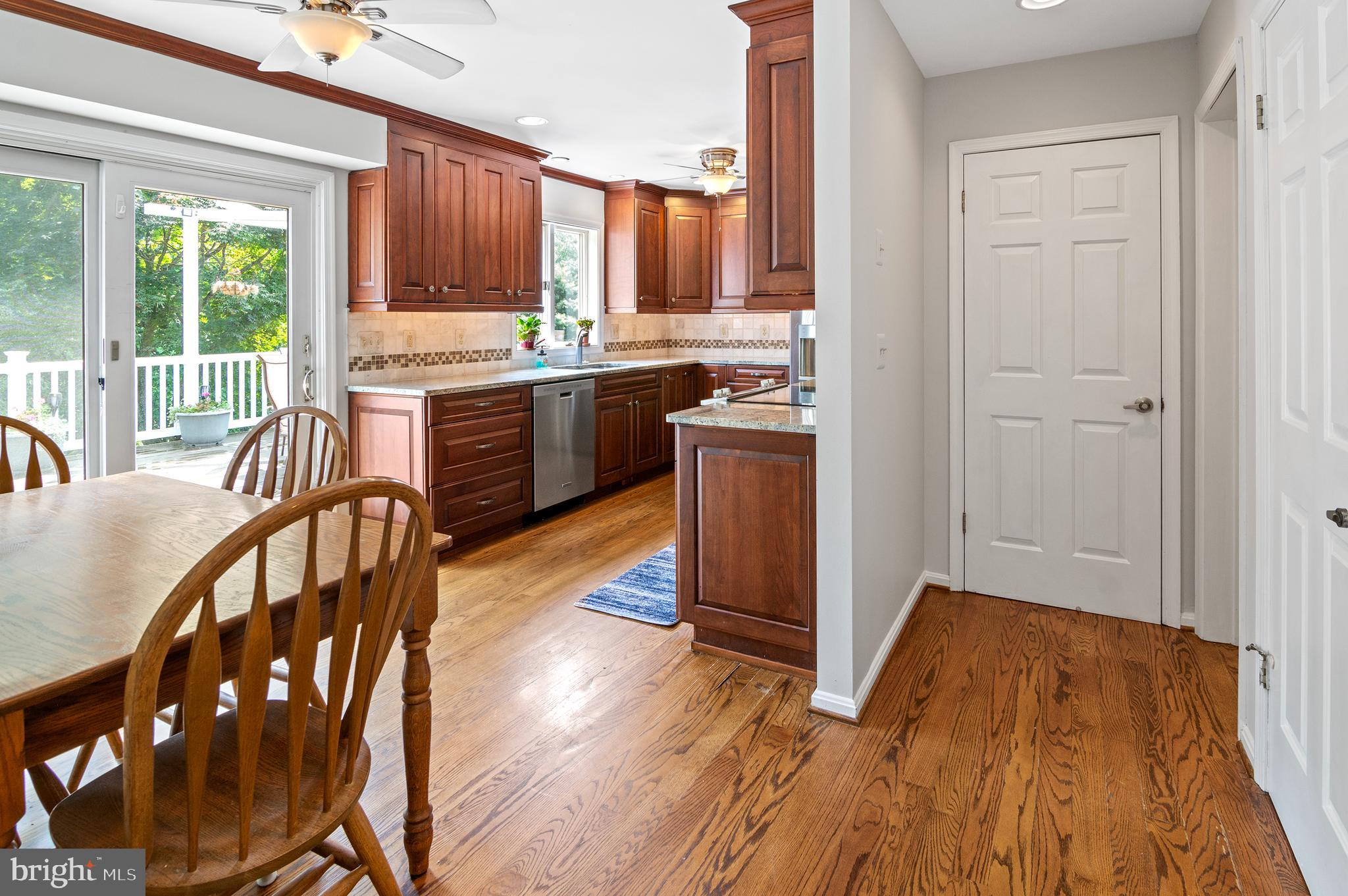 ADVOCATE HILL FARMS - Residential