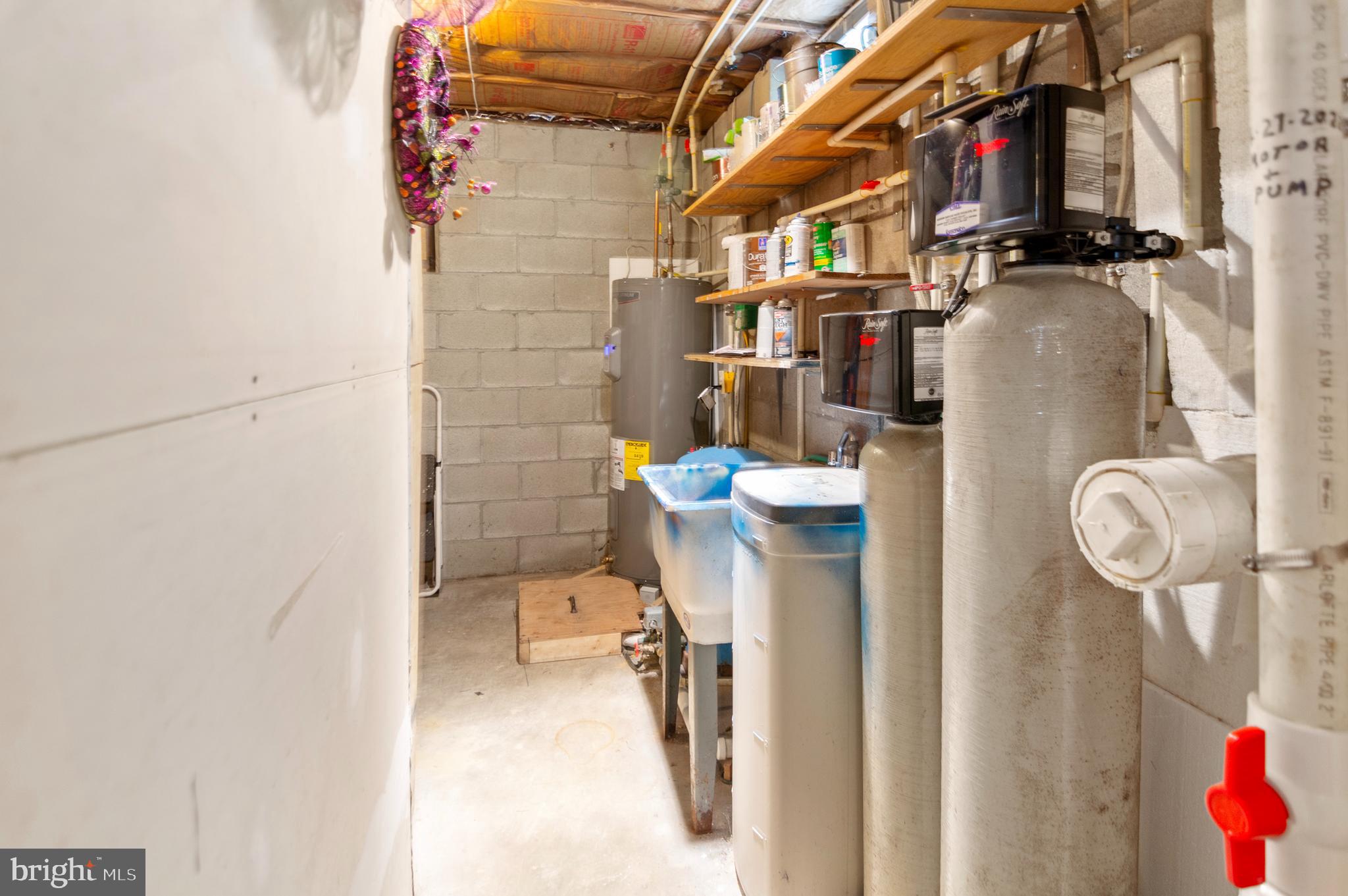 ADVOCATE HILL FARMS - Residential